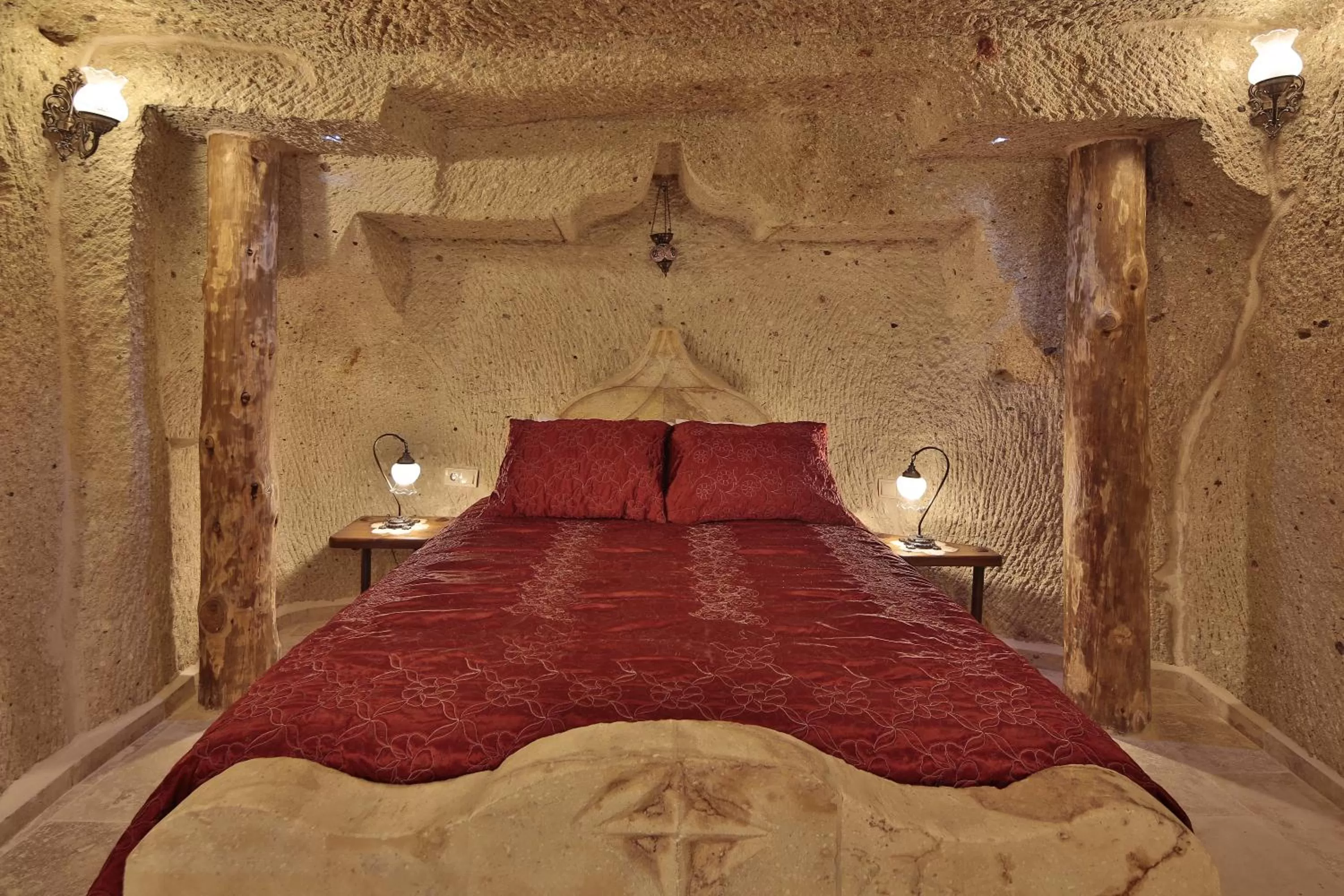 Bed in Vista Cave Hotel
