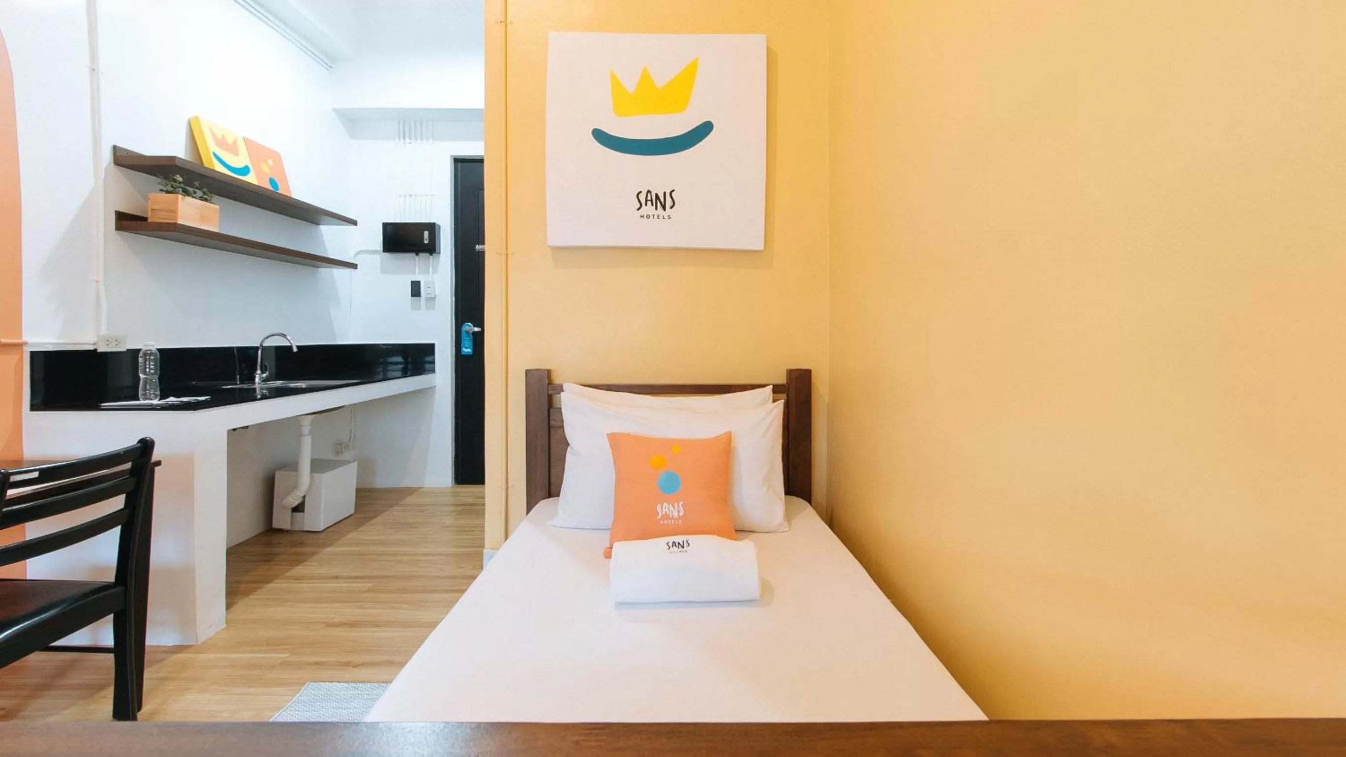 Bedroom in Sans Hotel Laperal Manila