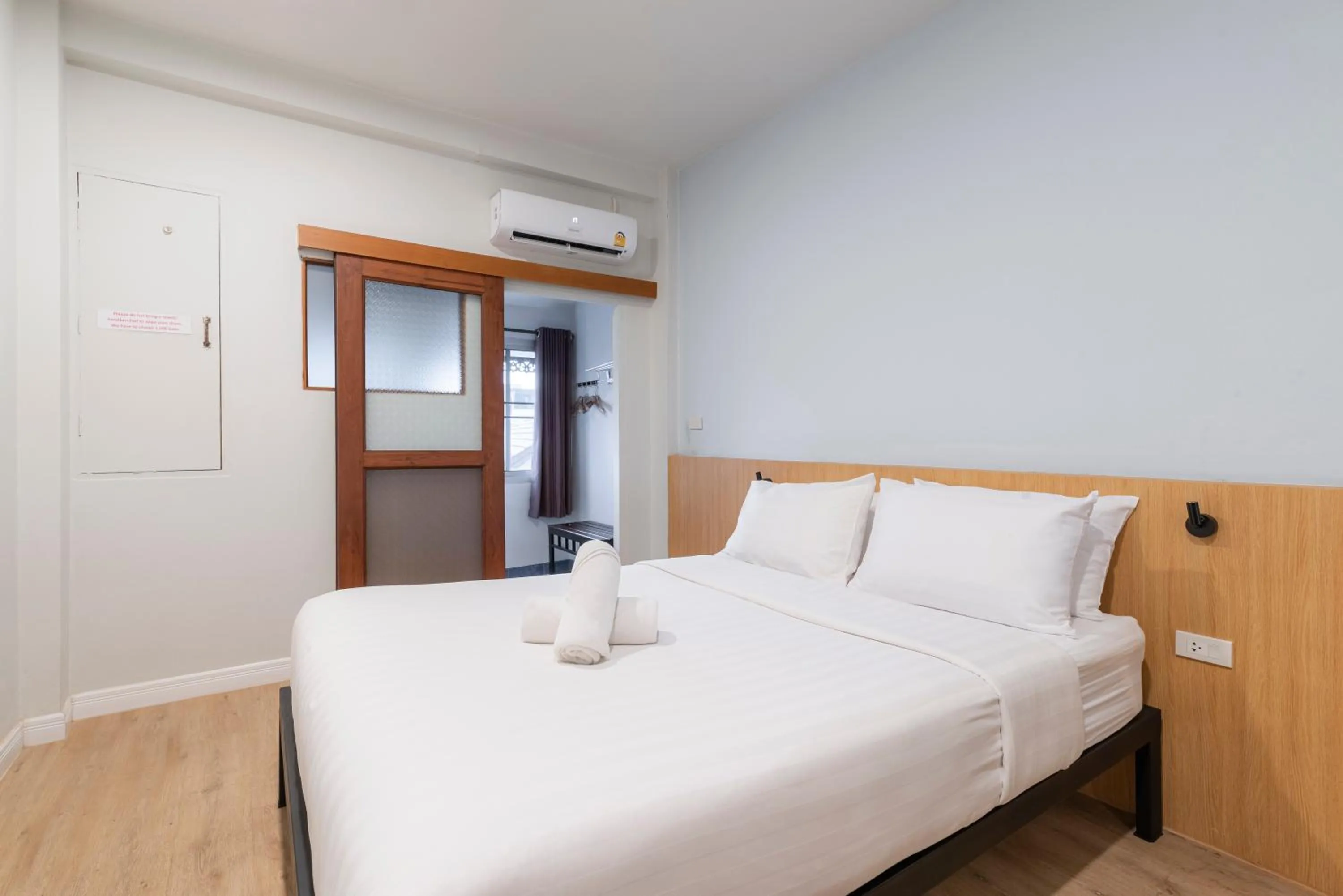 Bed in Manee Cool Mueang