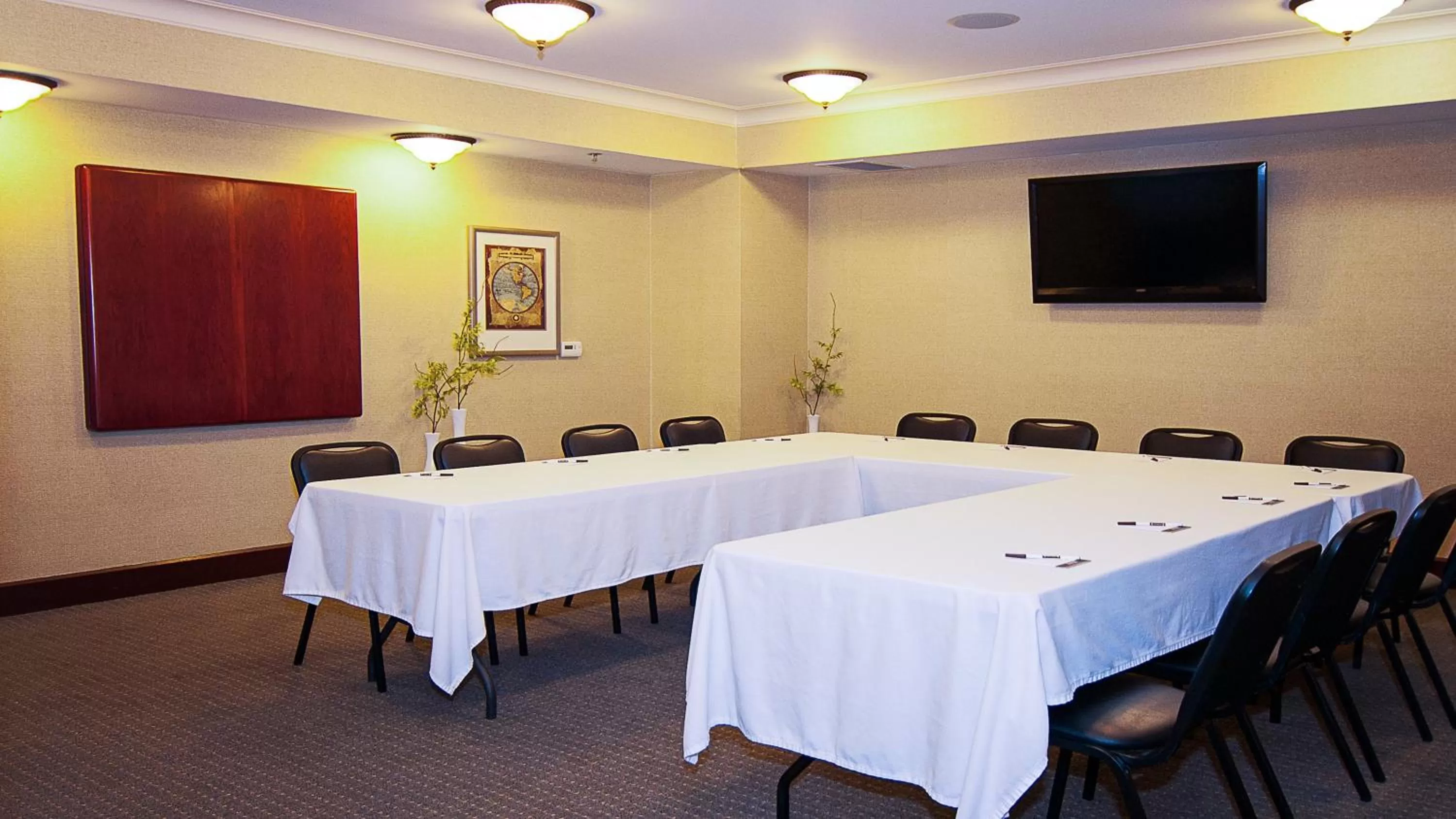 Meeting/conference room in Staybridge Suites Wichita by IHG