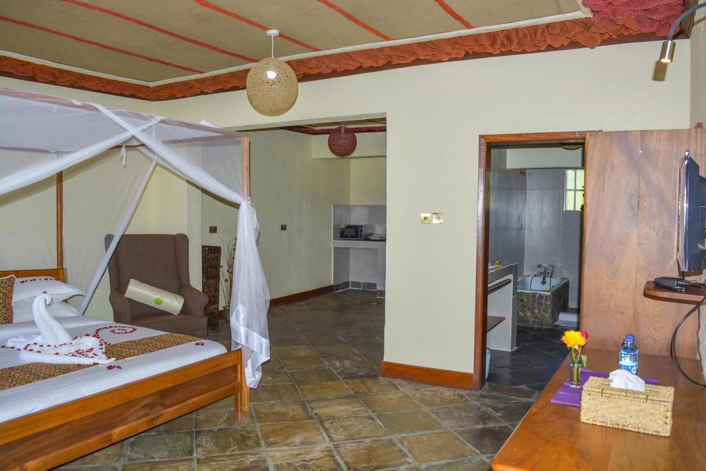 Photo of the whole room, Bed in Mwanzo Lodge