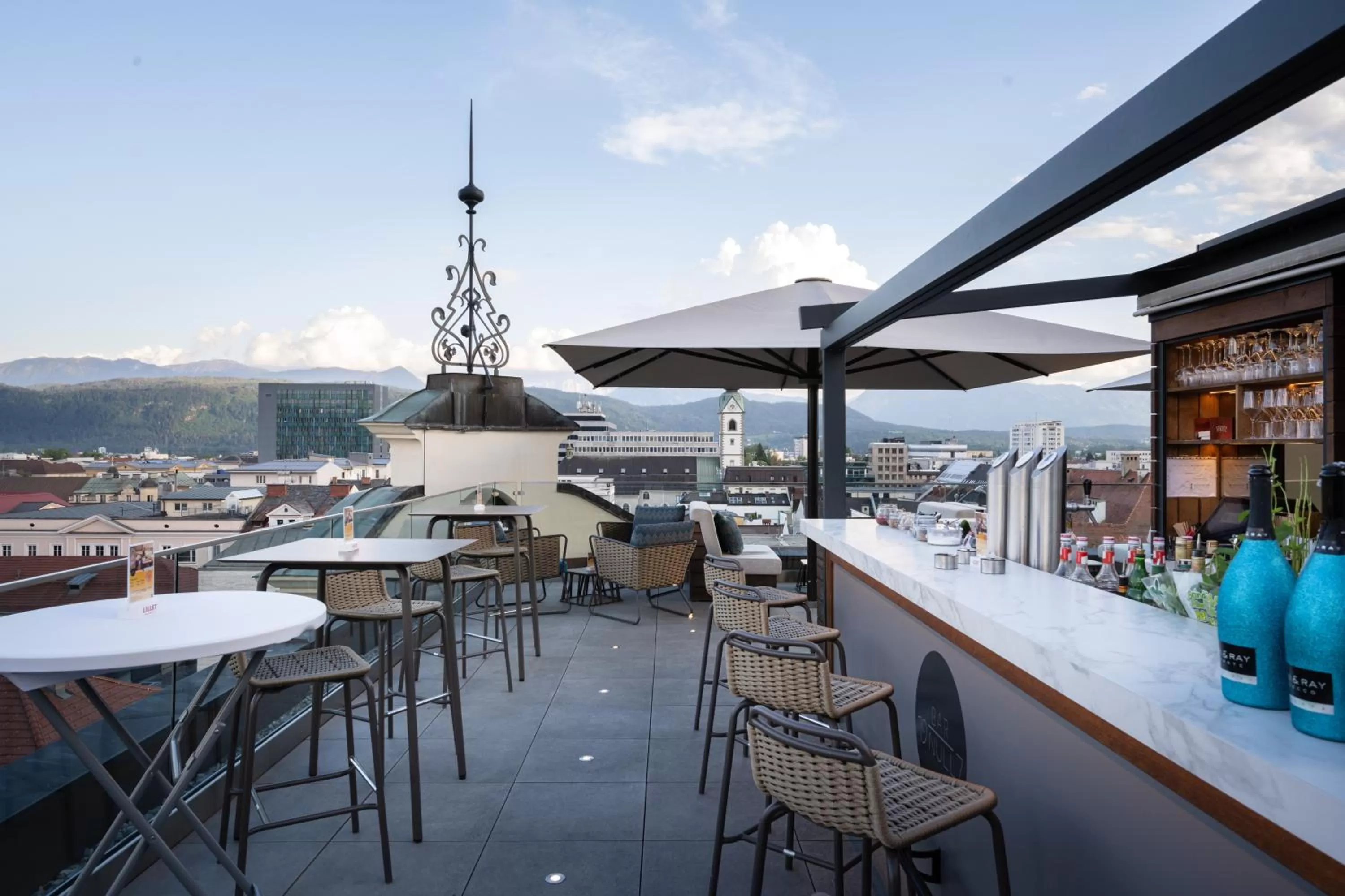 Lounge or bar in Garner Hotel Klagenfurt - Moser Verdino by IHG