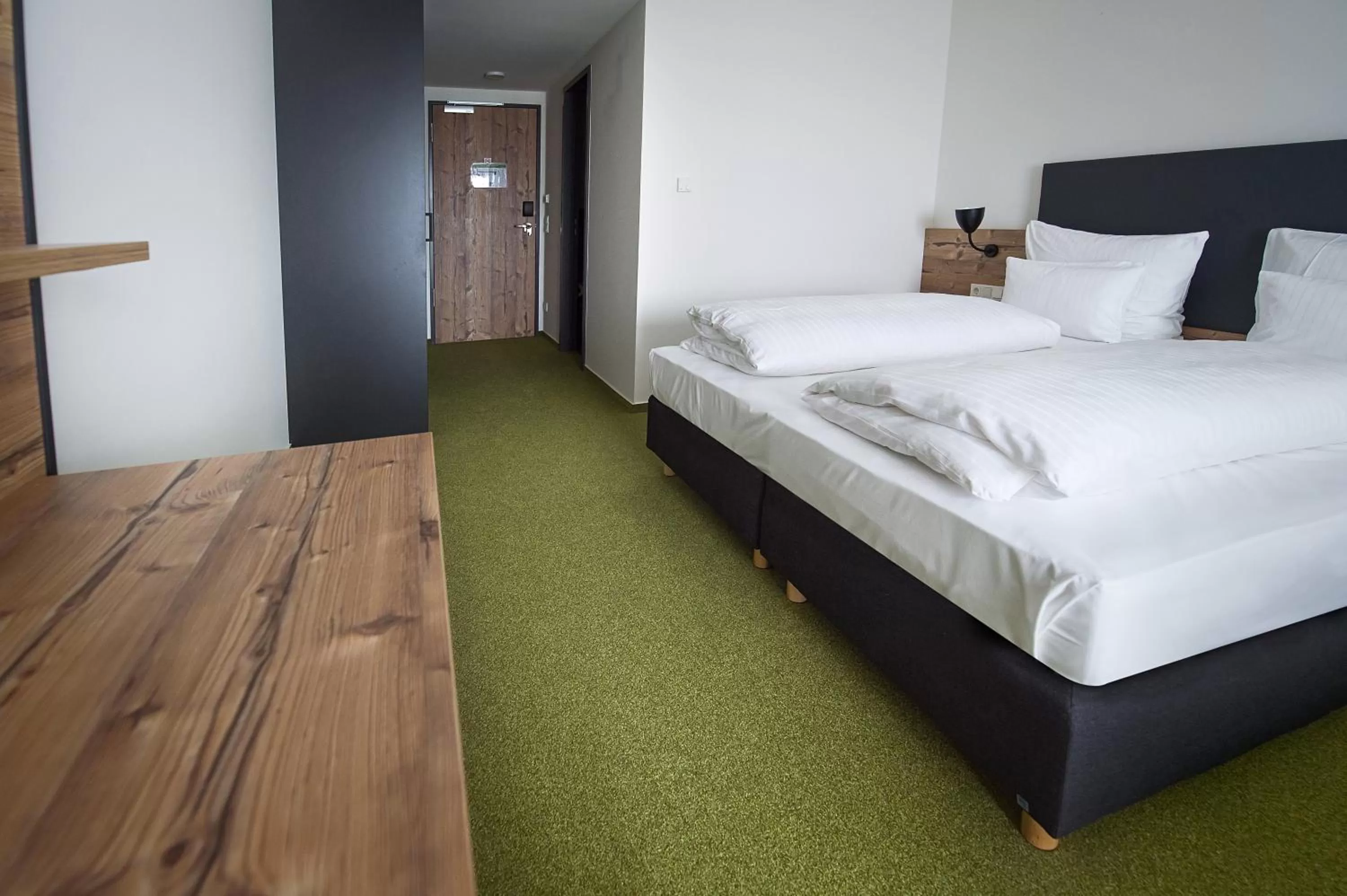 Photo of the whole room, Bed in Alb Inn - Hotel & Apartments