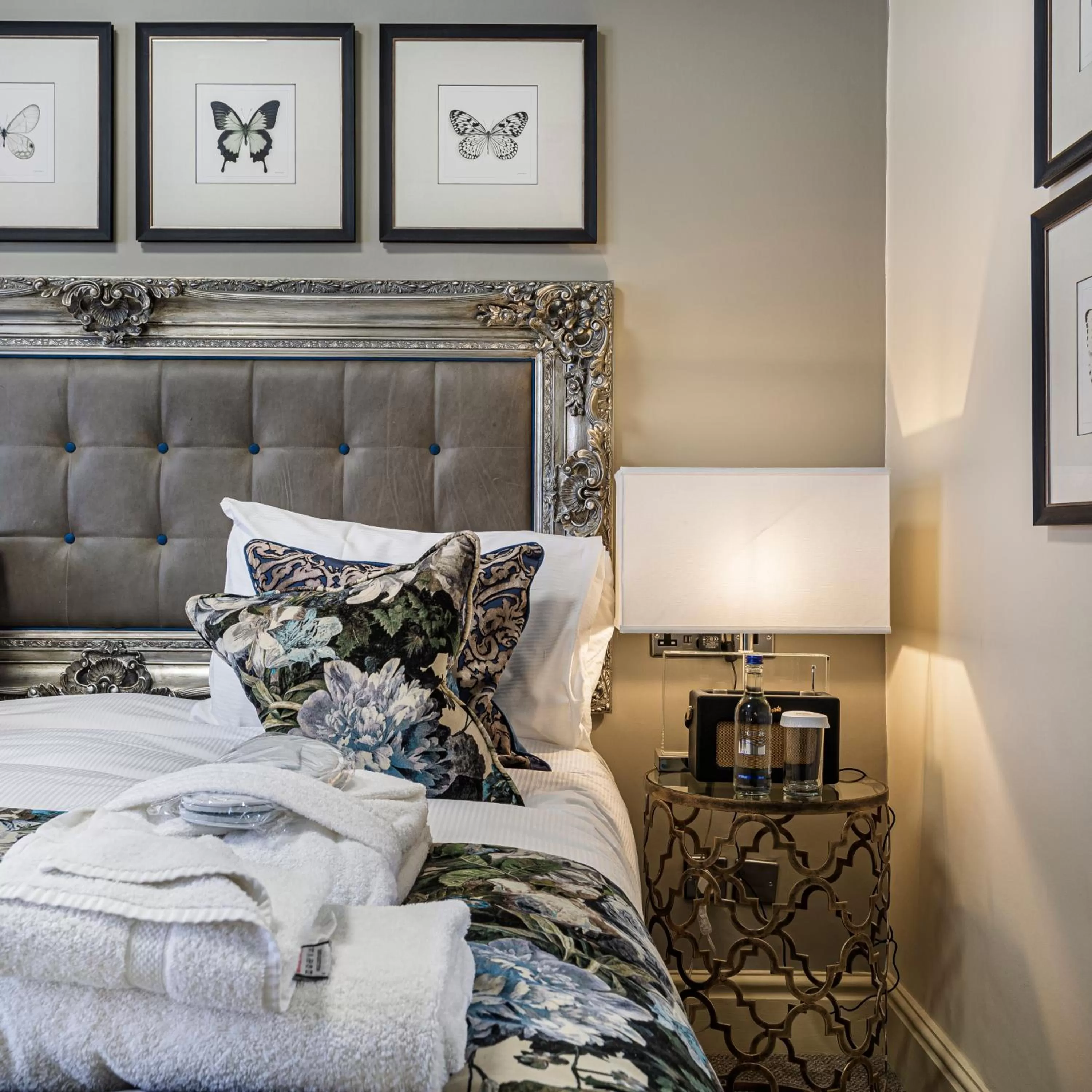 Bed in The Castle Hotel, Conwy, North Wales - The Coaching Inn Group