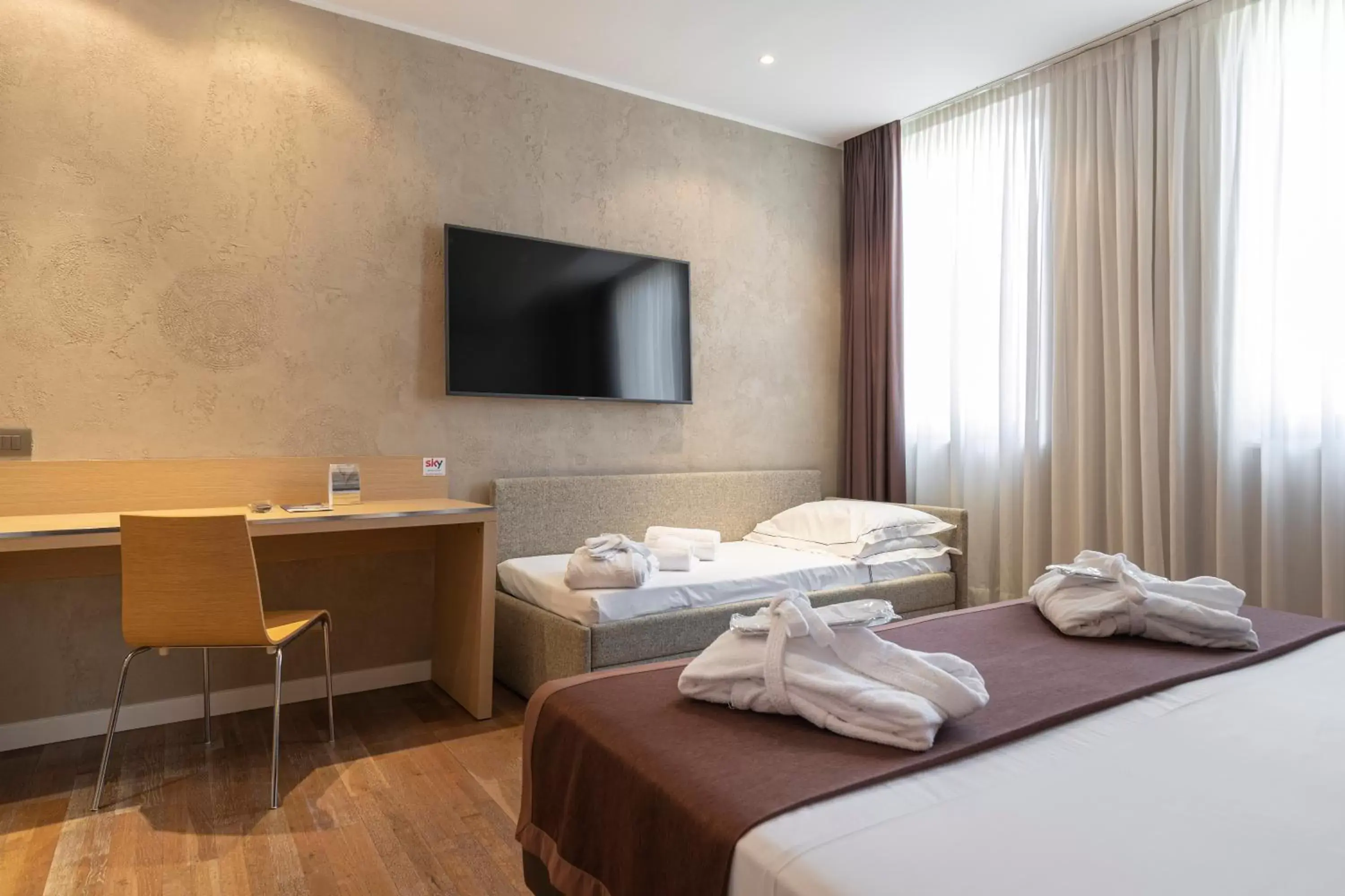 Superior Triple Room in Airporthotel Verona Congress & Relax Superior Triple Room in Airporthotel Verona Congress & Relax