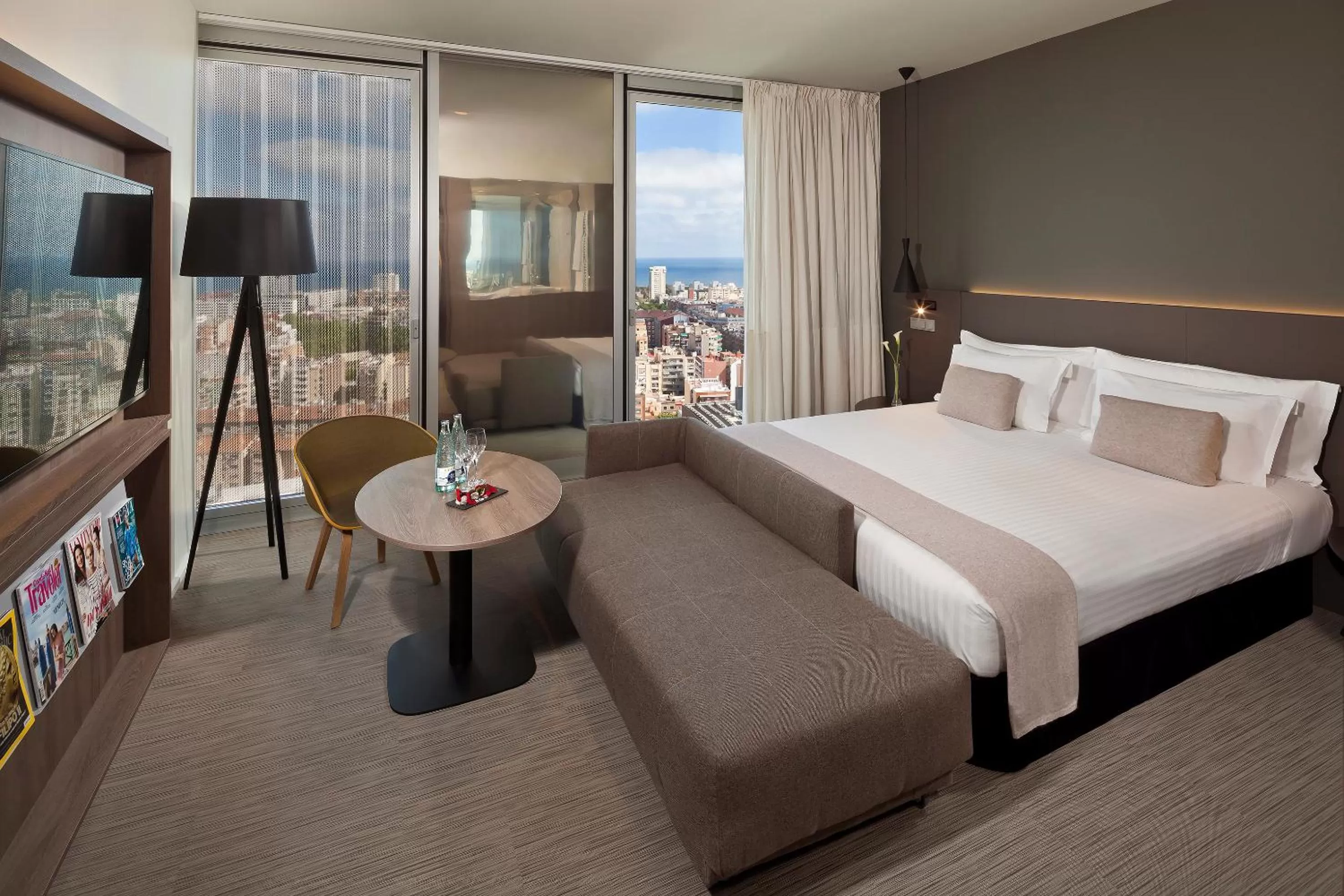 Bed in Melia Barcelona Sky 4* Sup