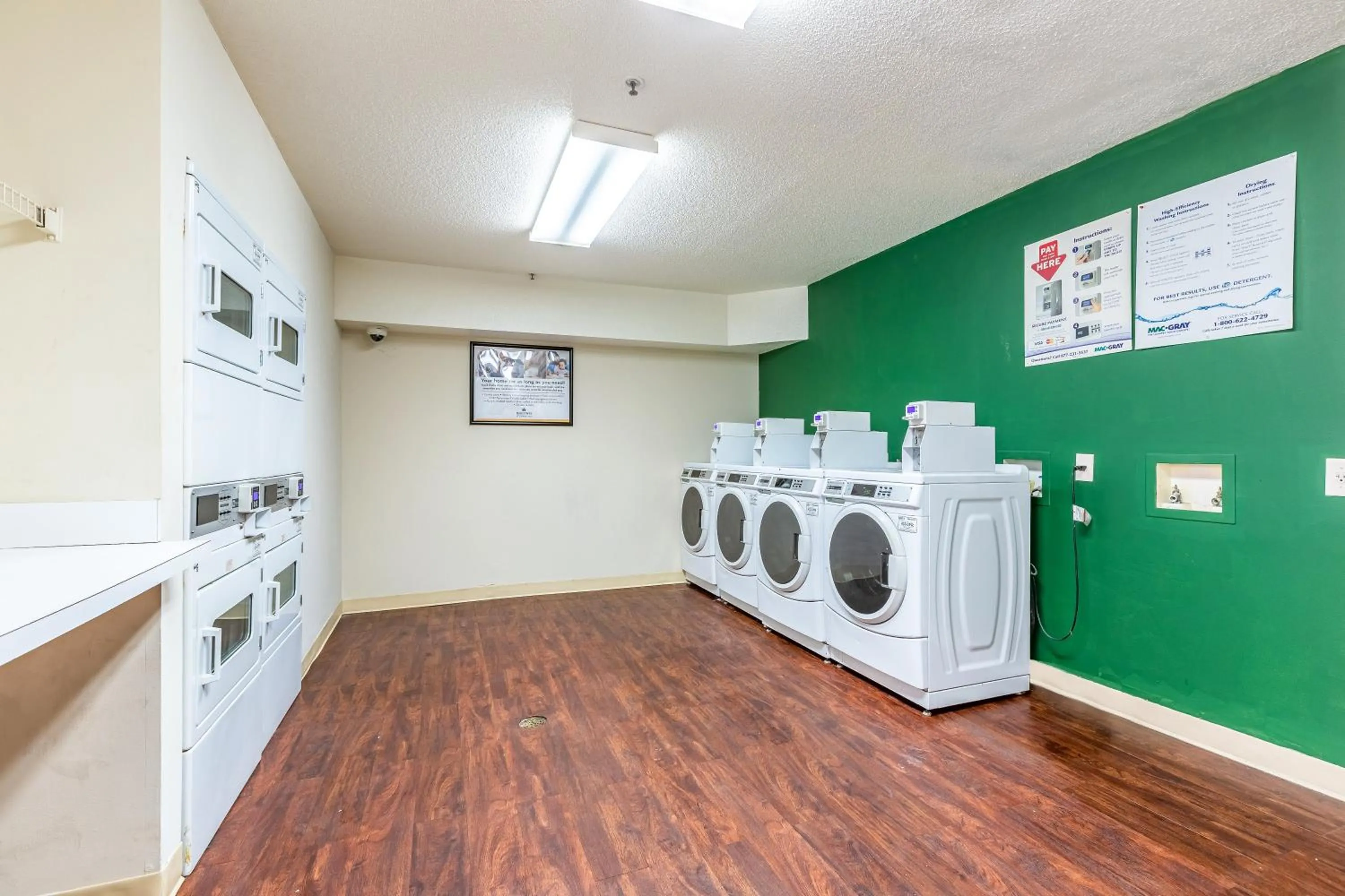 Other in HomeTowne Studios by Red Roof Gainesville, GA