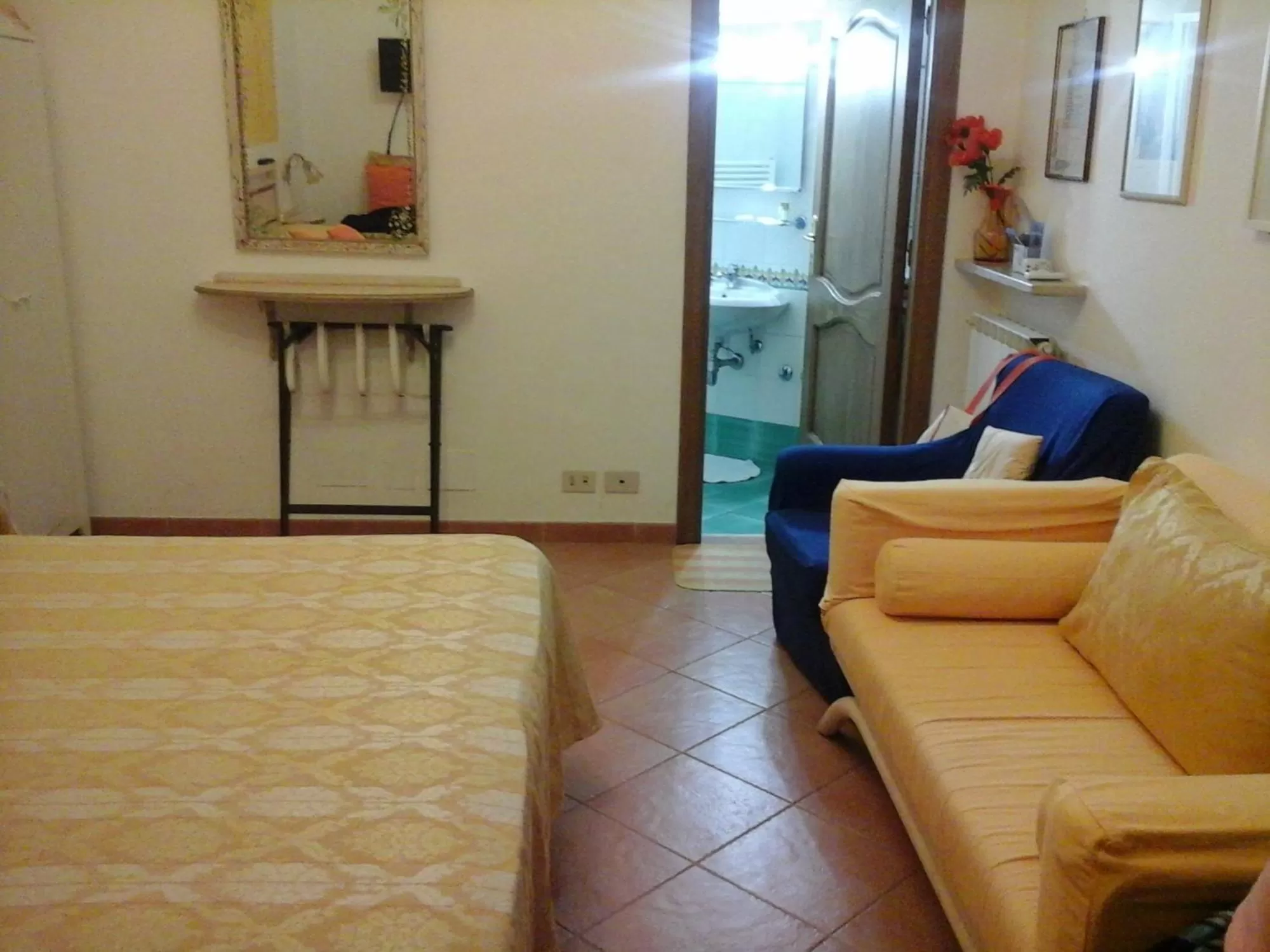 Seating Area in La Mammola