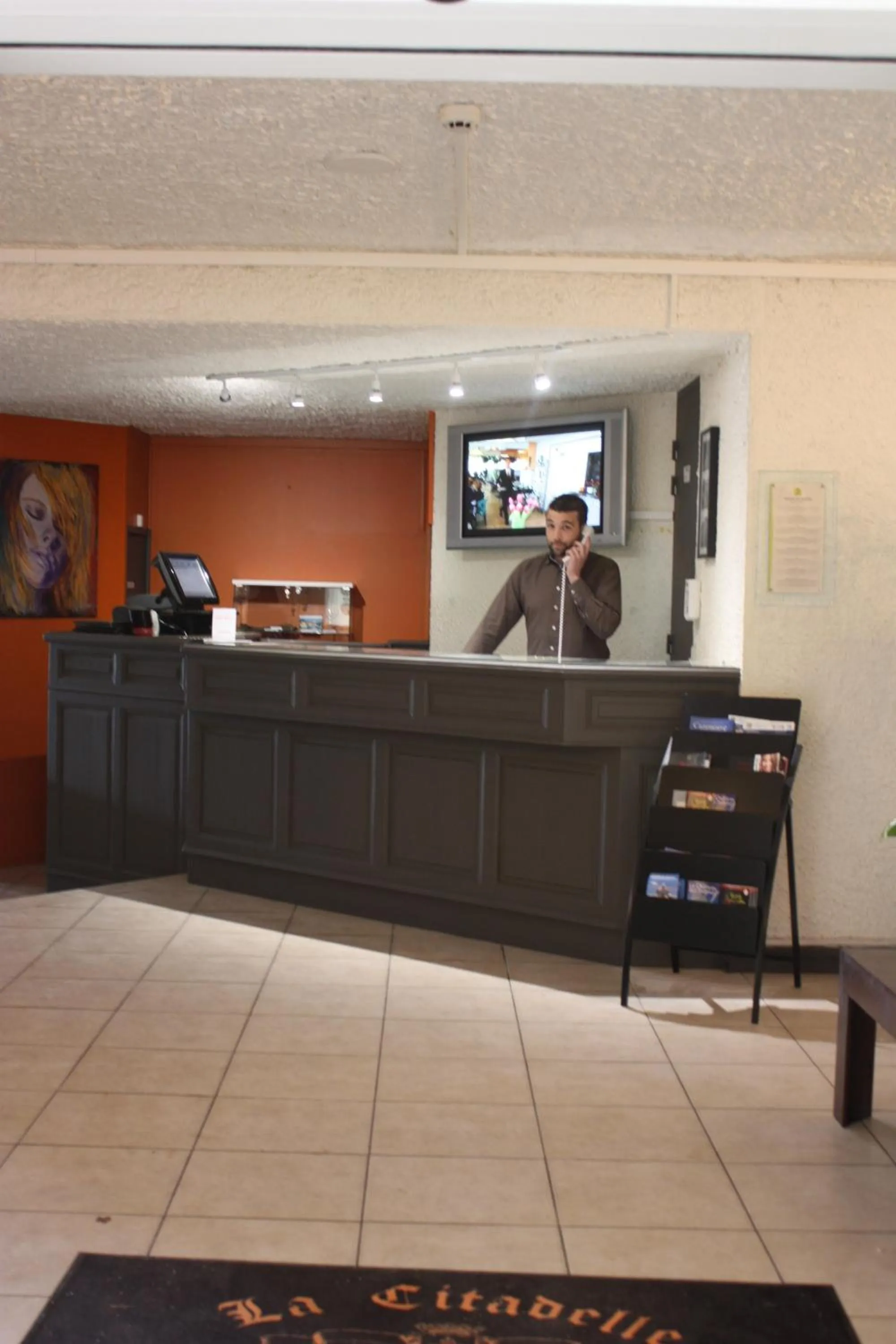 Staff in Logis Hôtel Restaurant La Citadelle