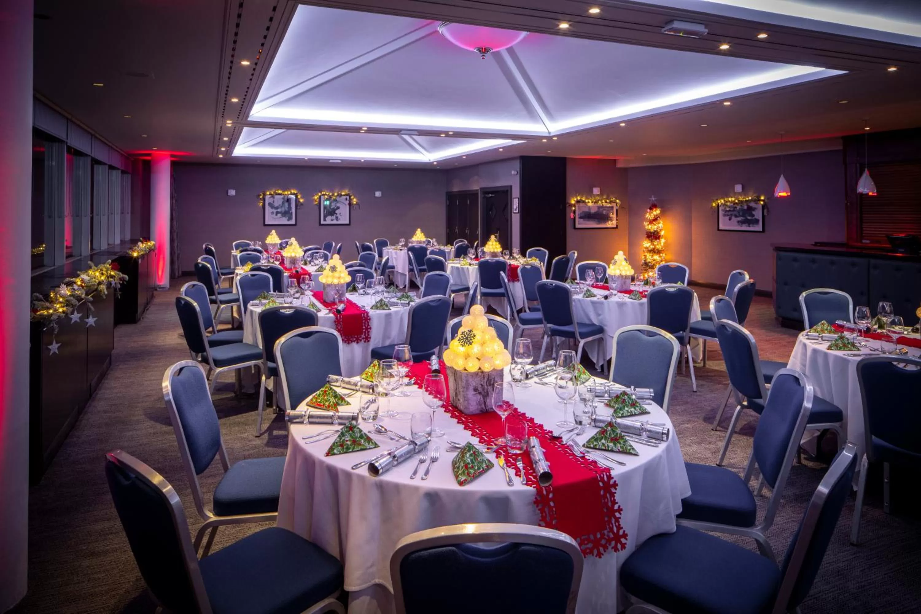 Meeting/conference room in Crowne Plaza Harrogate by IHG