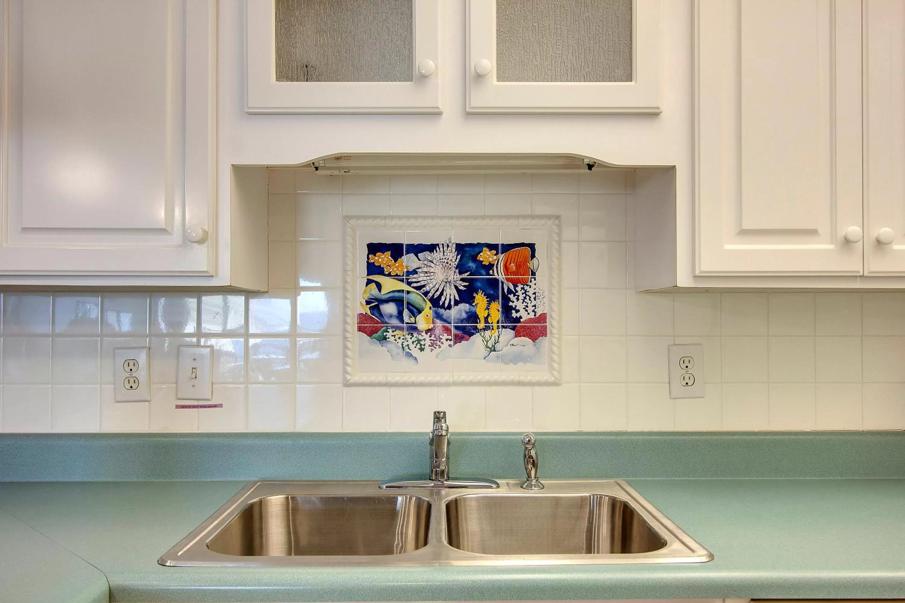 Kitchen/Kitchenette in Gulf Gate 410