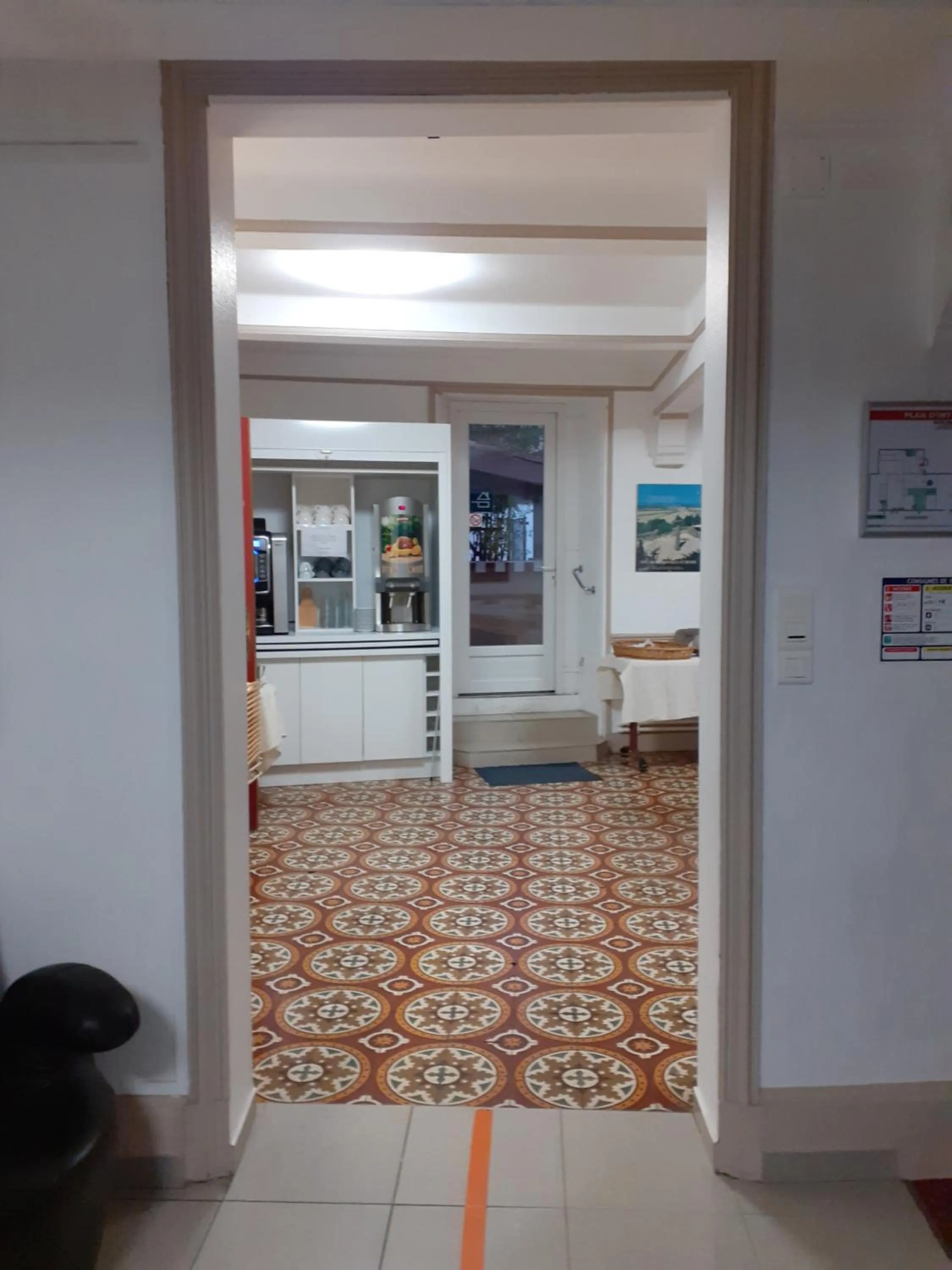 Breakfast in Logis Hôtel Restaurant Résidence