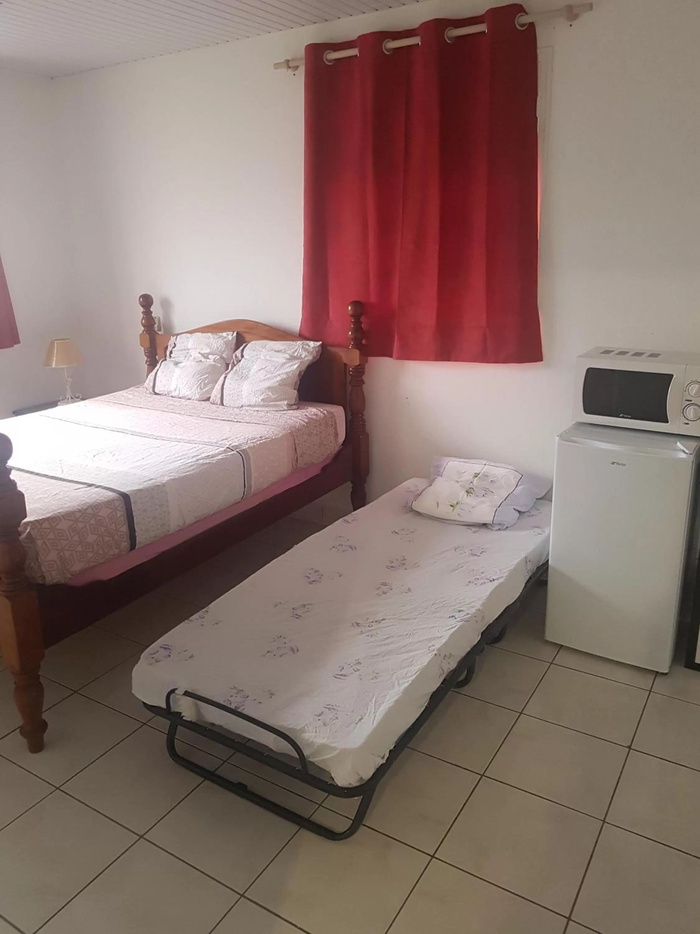 Bedroom, Bed in MANIKOU