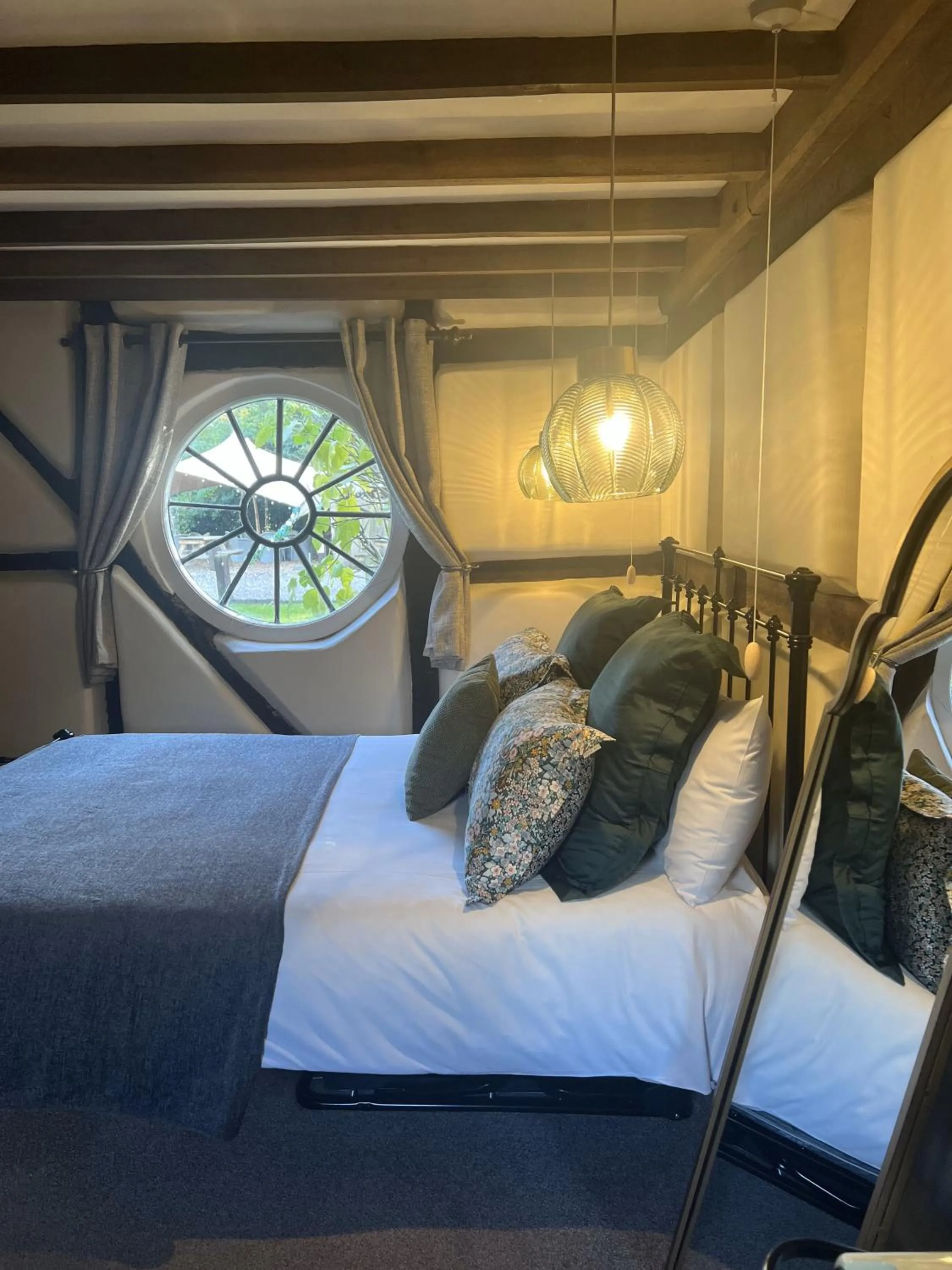 Bed in Old Rectory House, Redditch