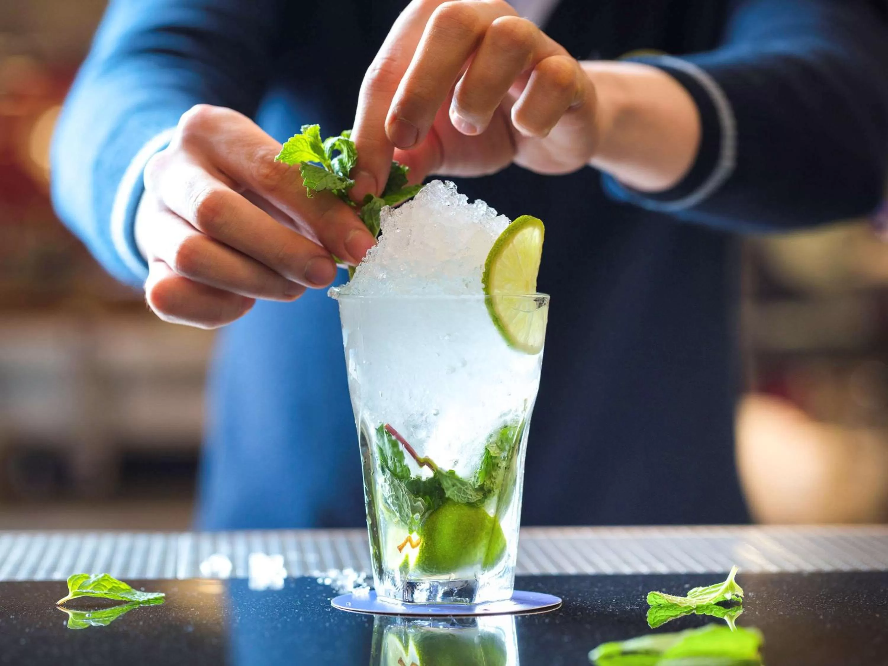 Restaurant/places to eat in Novotel Almaty City Center