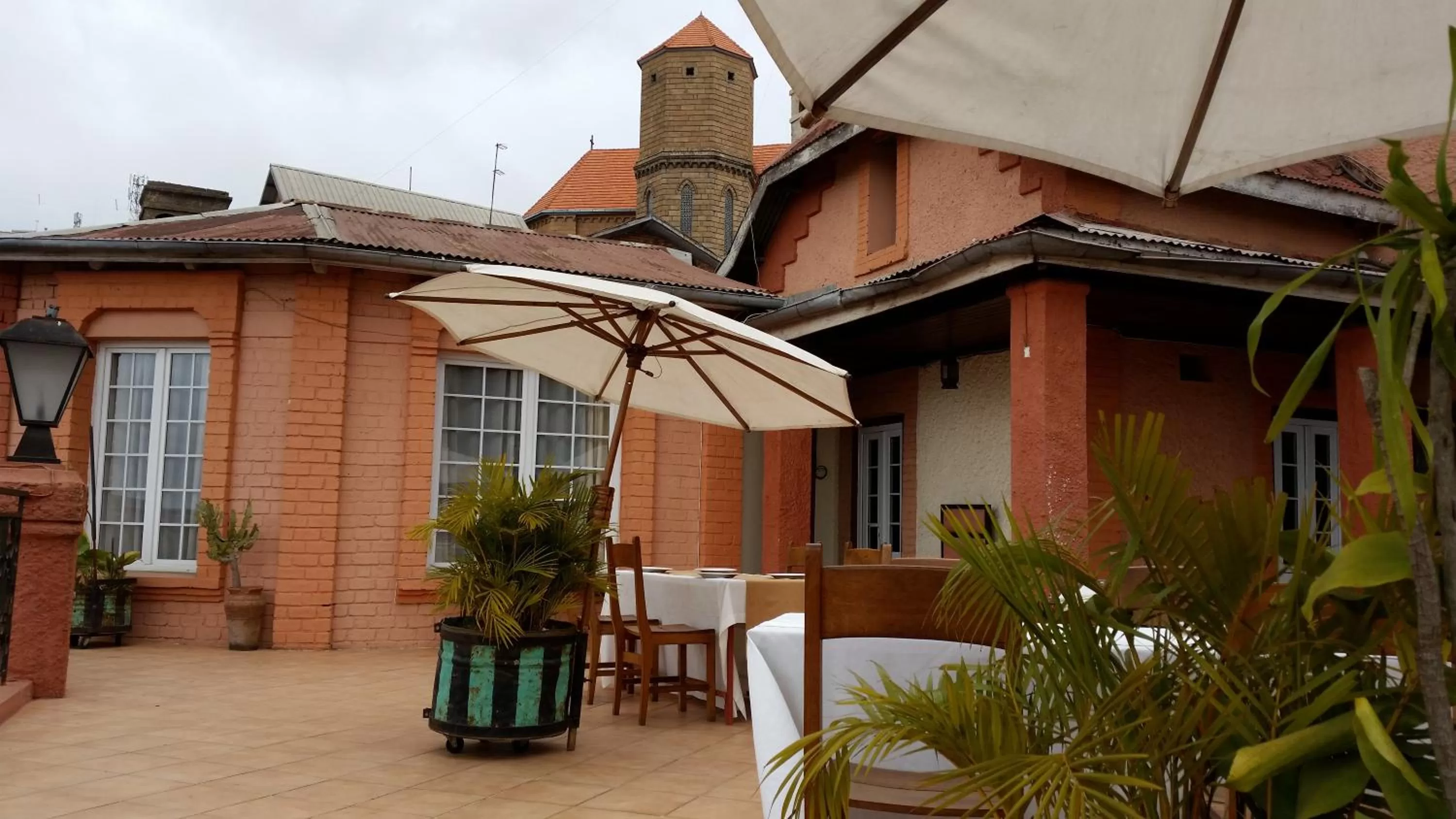 Patio in Relais De La Haute Ville Tana
