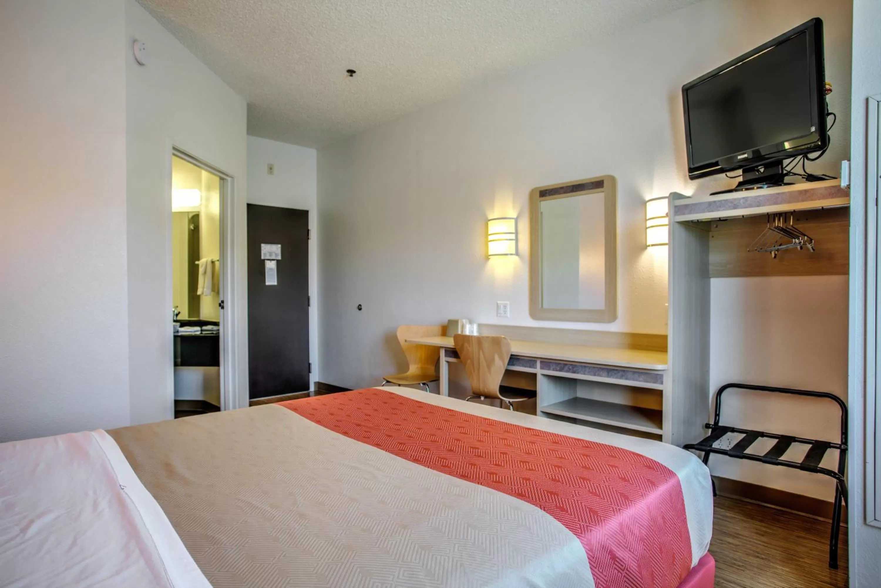 Bed in Motel 6-Missoula, MT