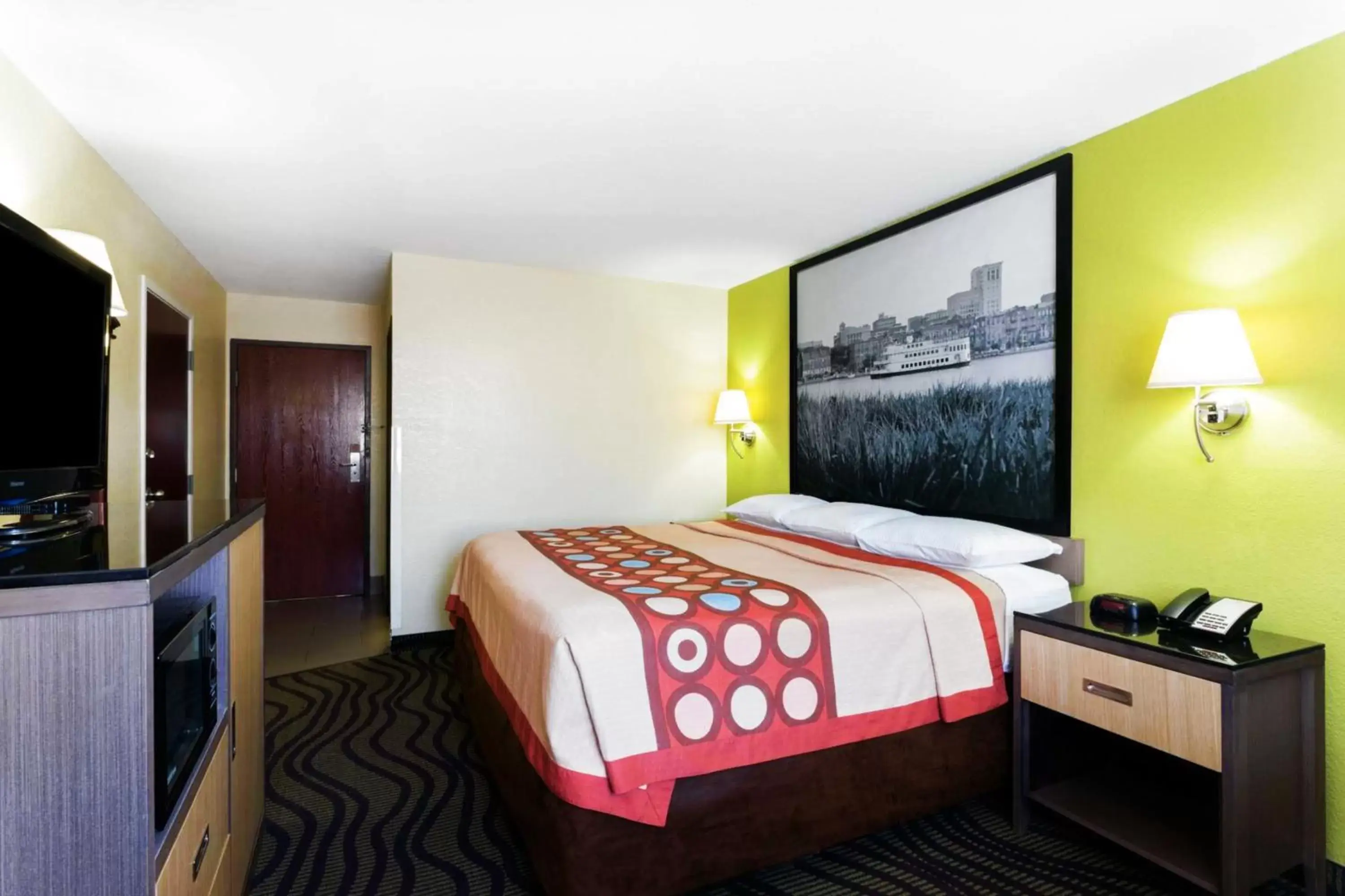 King Room - Non-Smoking in Super 8 by Wyndham Brunswick/St Simons Island Area King Room - Non-Smoking in Super 8 by Wyndham Brunswick/St Simons Island Area