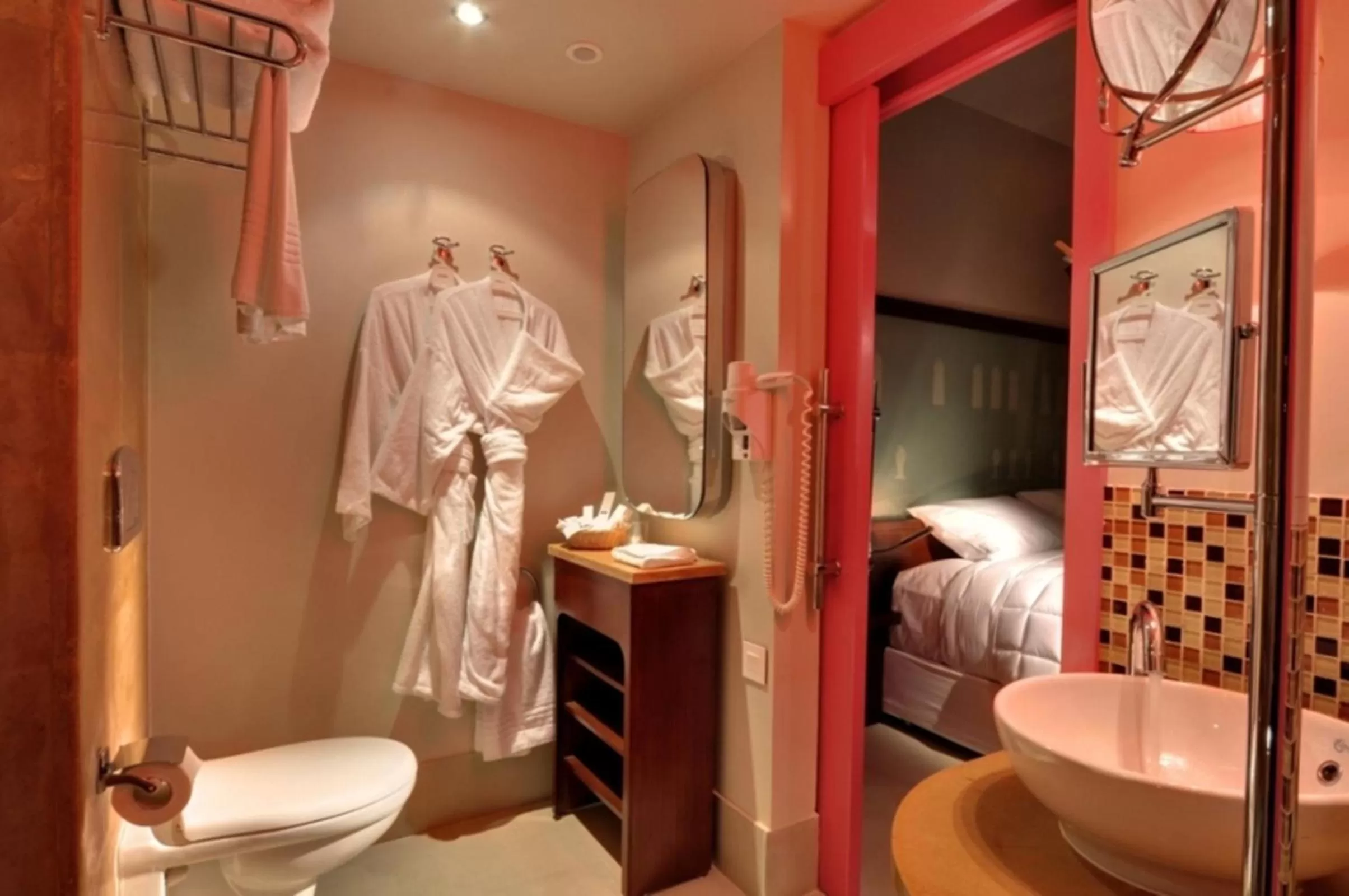 Toilet, Bed in Mercure Hurghada Hotel