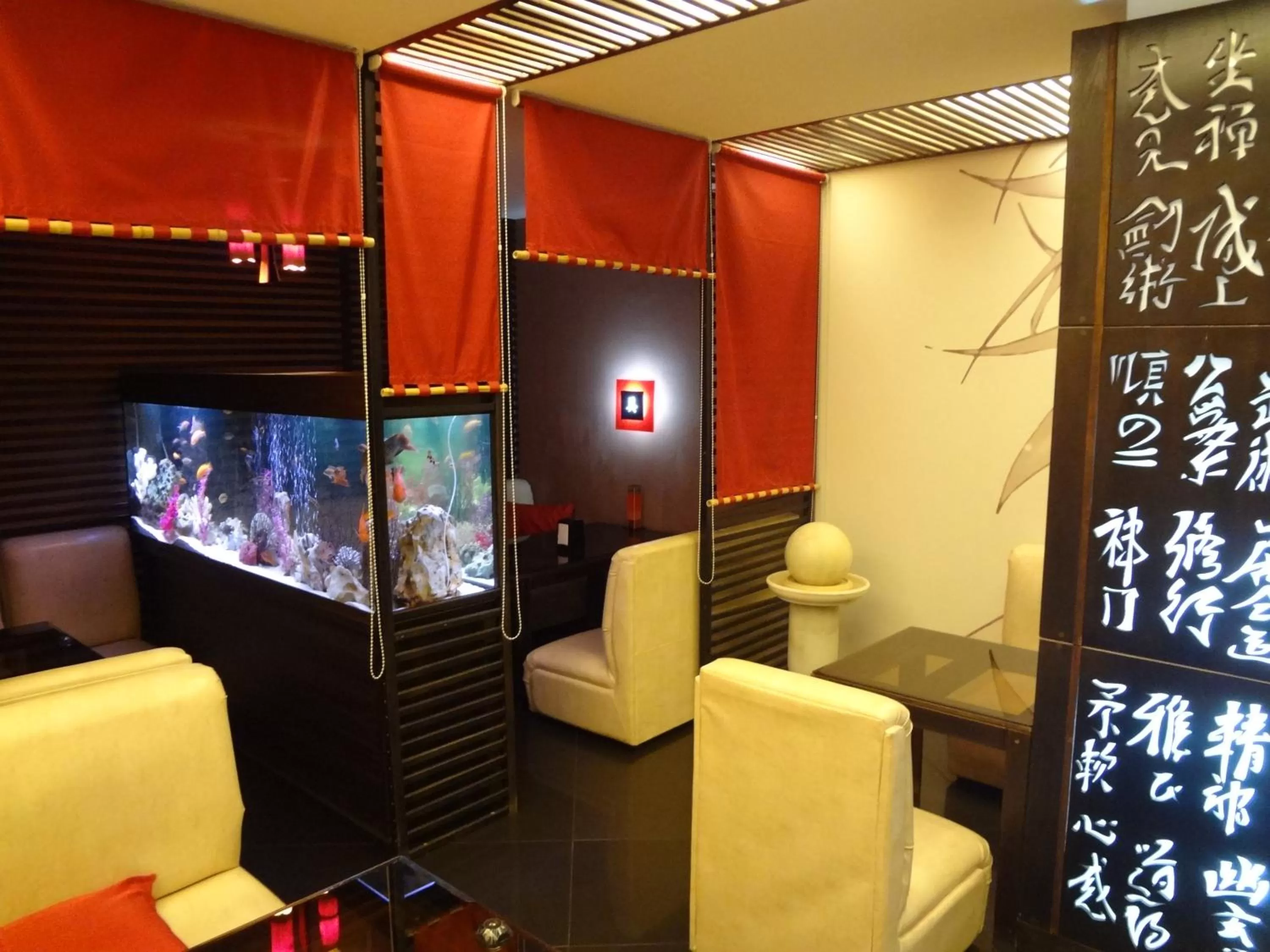 Restaurant/places to eat in Weekend Boutique Hotel