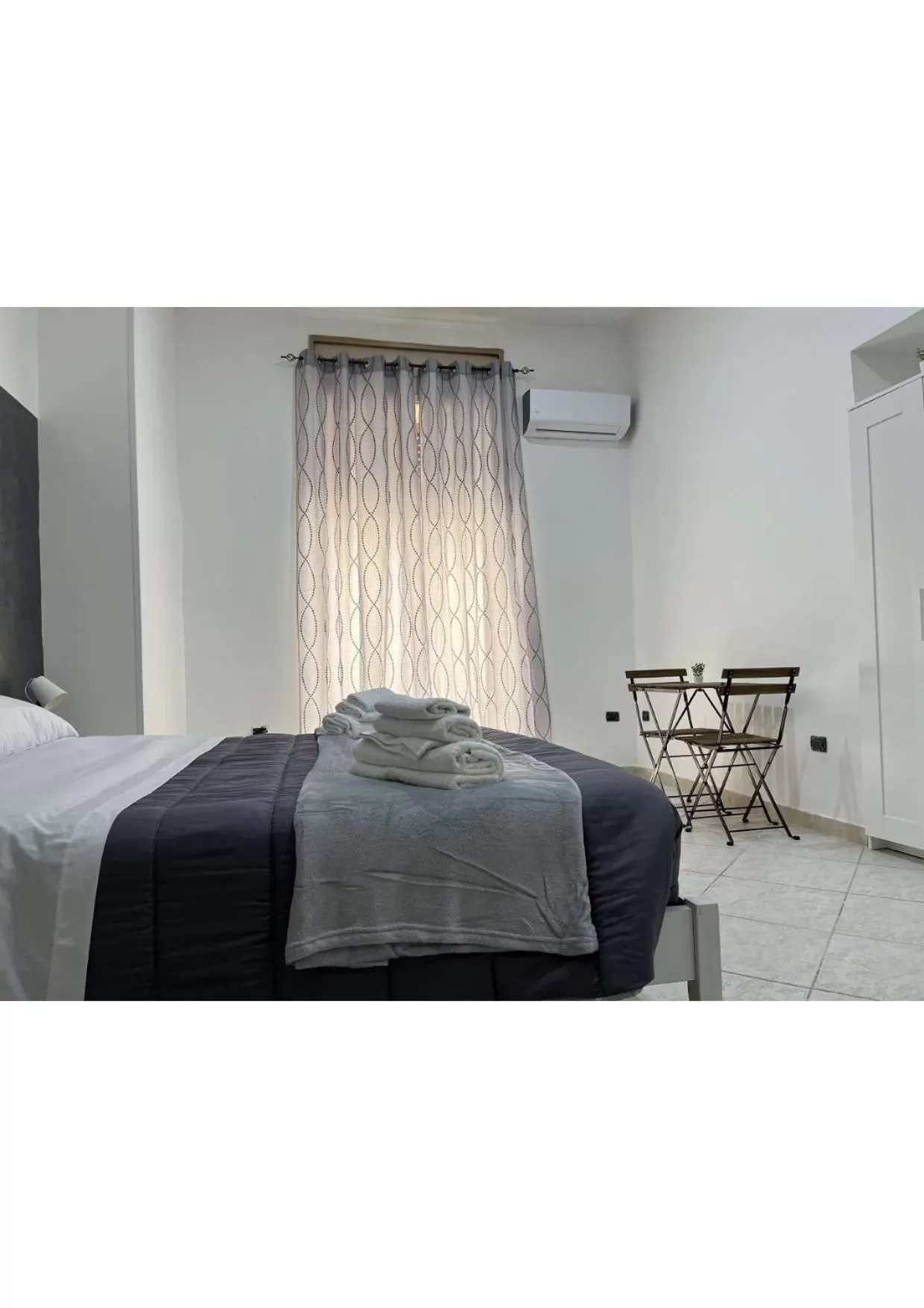 Bed in La Svolta rooms