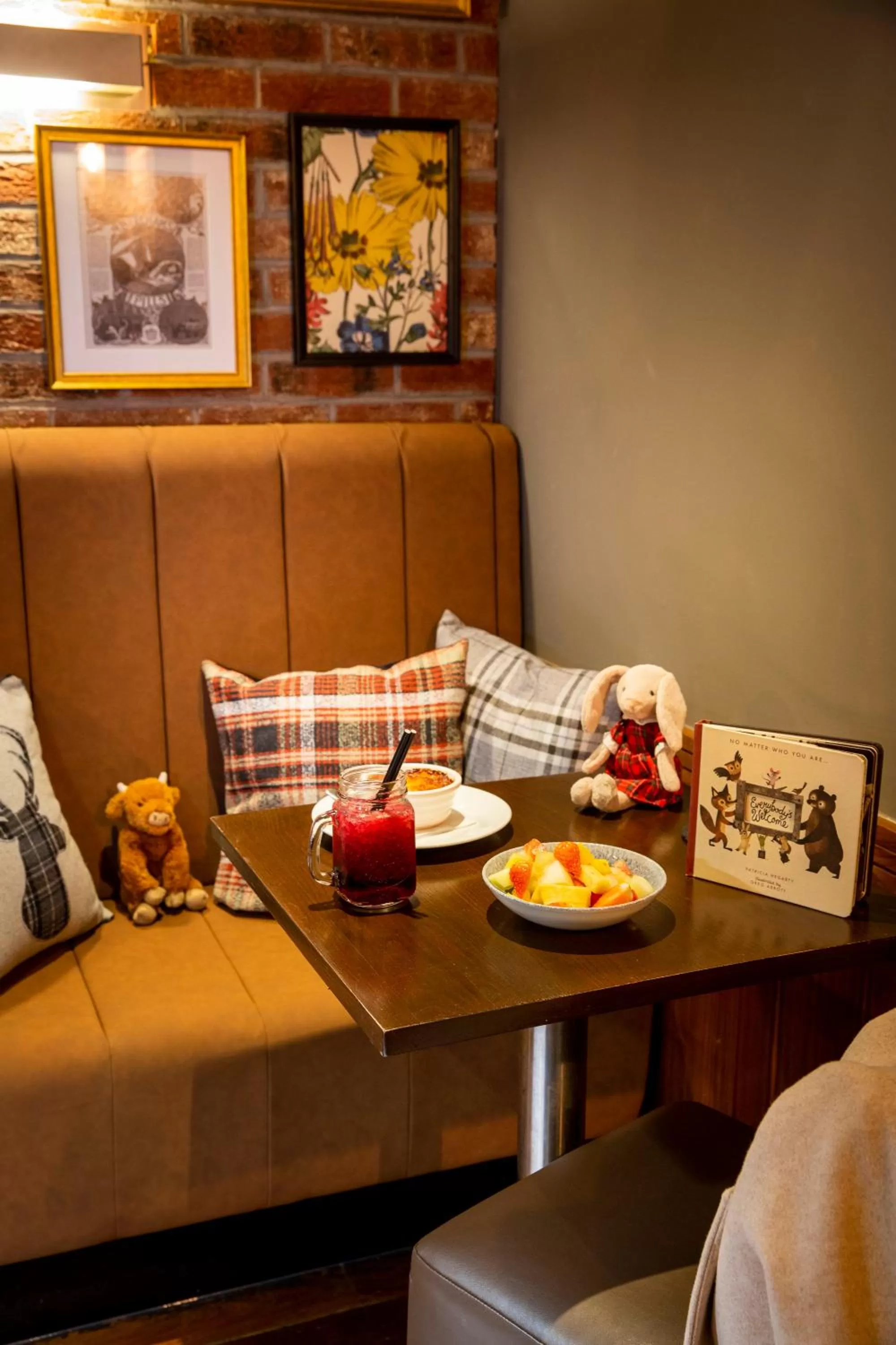 Restaurant/places to eat in Bruntsfield Hotel