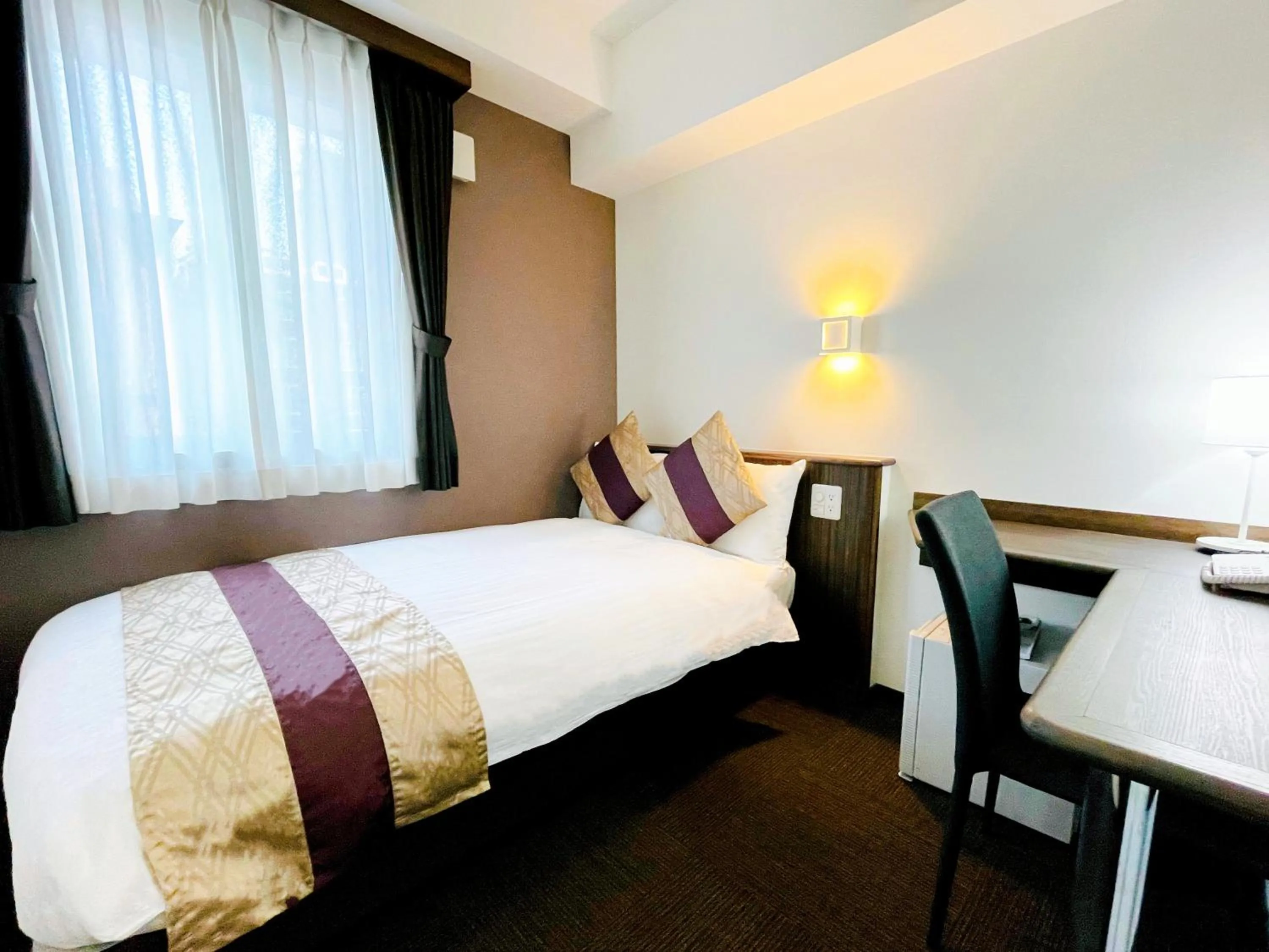 Photo of the whole room, Bed in Eins.Inn Umeda Higashi