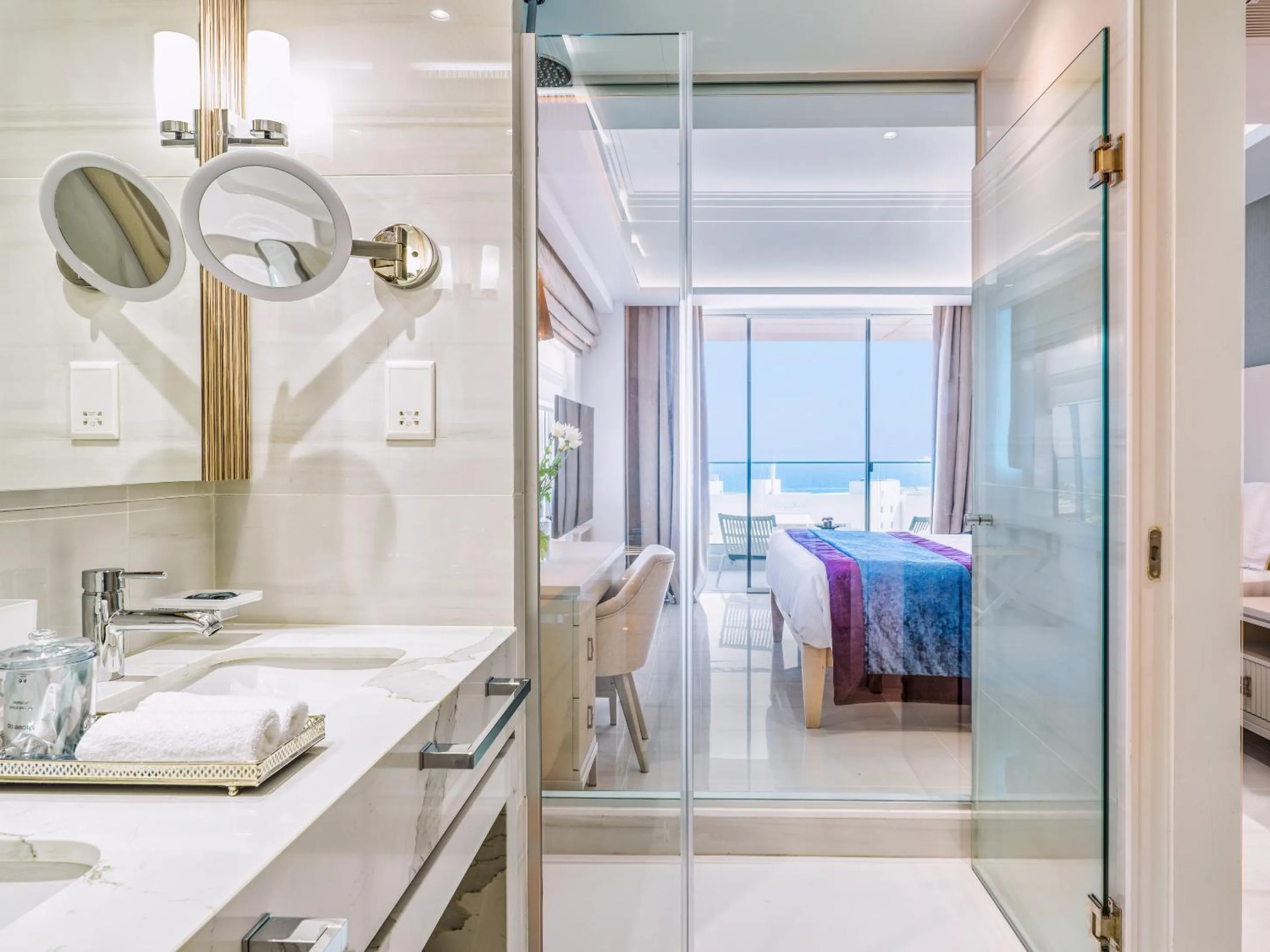 Shower, Bed in Amanti, MadeForTwo Hotels - Ayia Napa