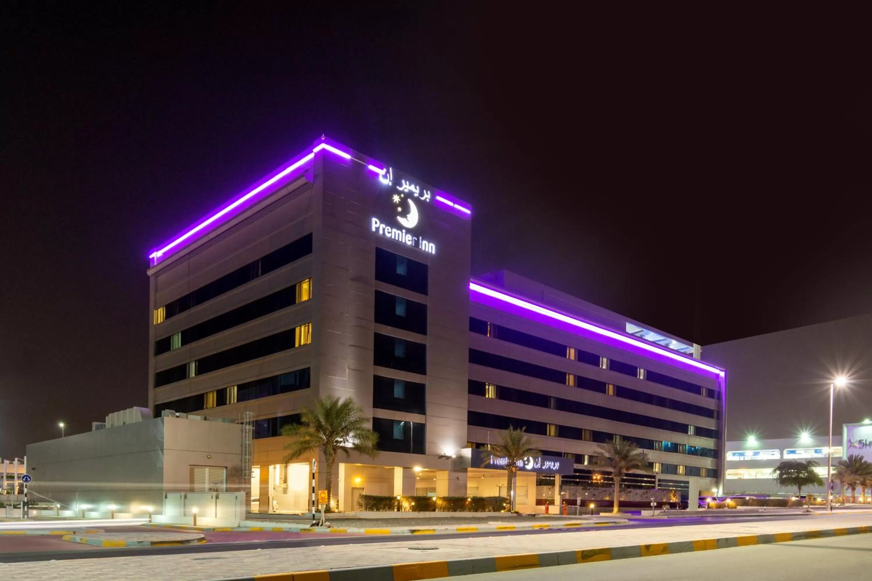 Property building in Premier Inn Abu Dhabi Airport Business Park