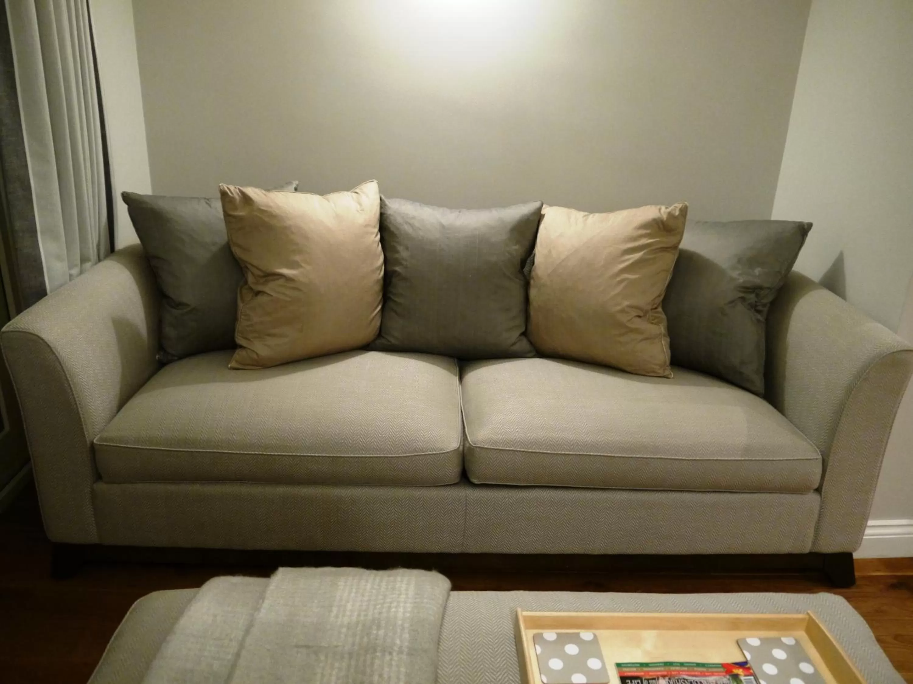 Living room, Seating Area in Castle Hotel & Apartments