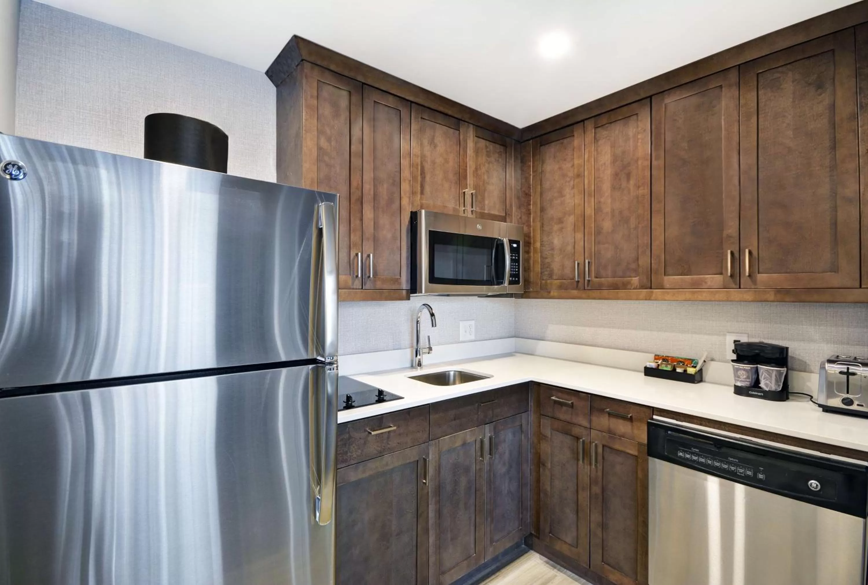 Bedroom in Homewood Suites by Hilton Athens Downtown University Area