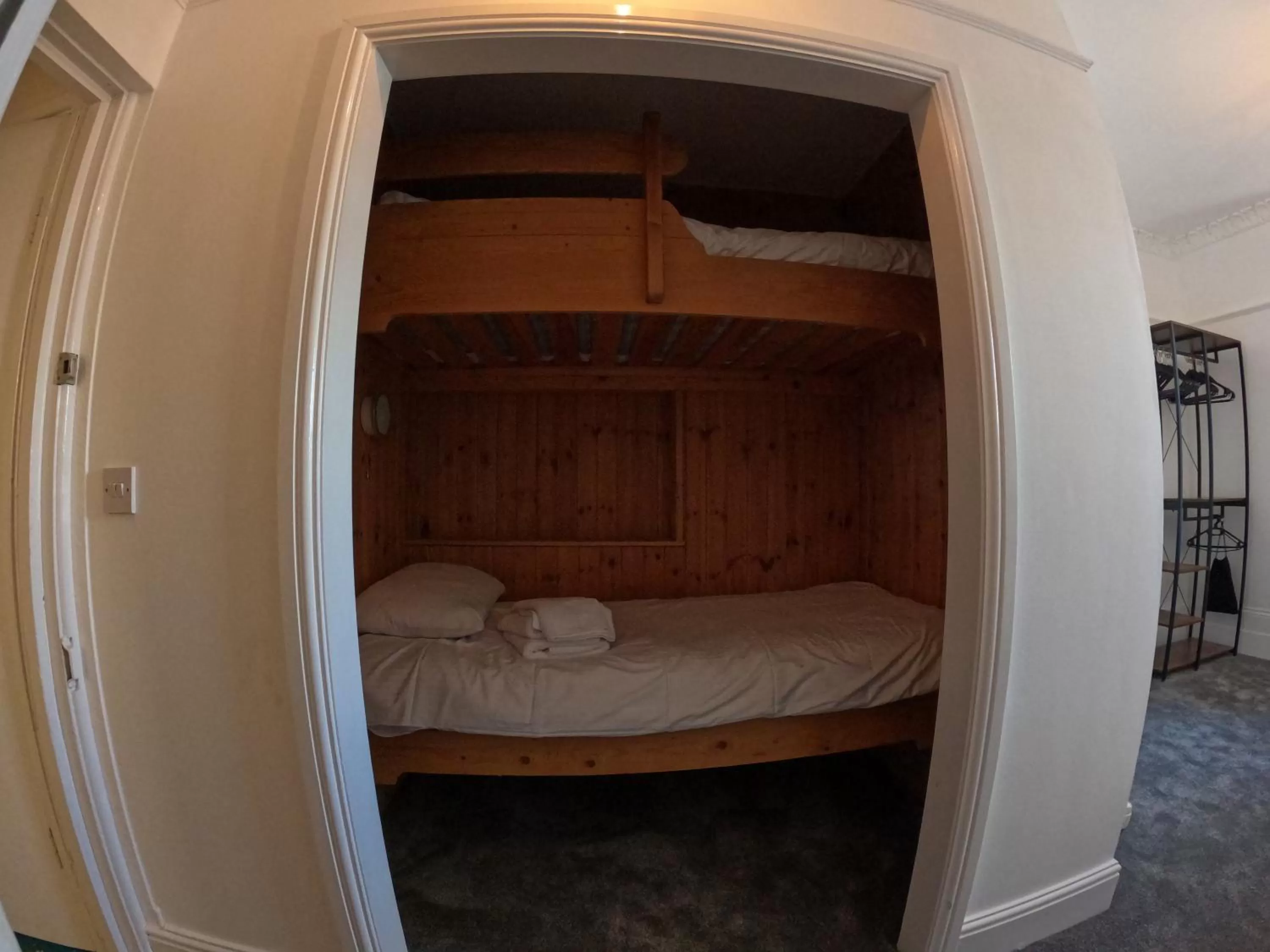 Bed in The Grove Falmouth