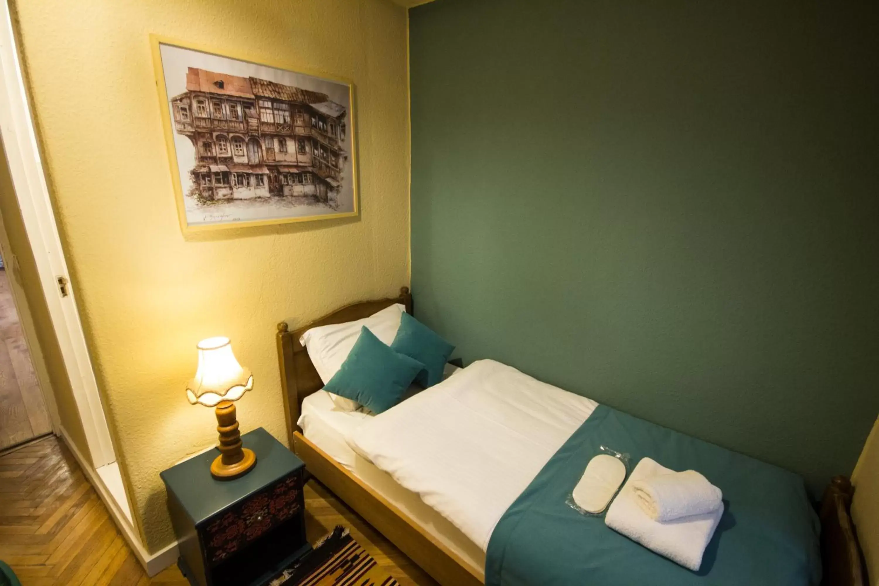 Single Room with Private Bathroom - single occupancy in Hotel Kartli Single Room with Private Bathroom - single occupancy in Hotel Kartli