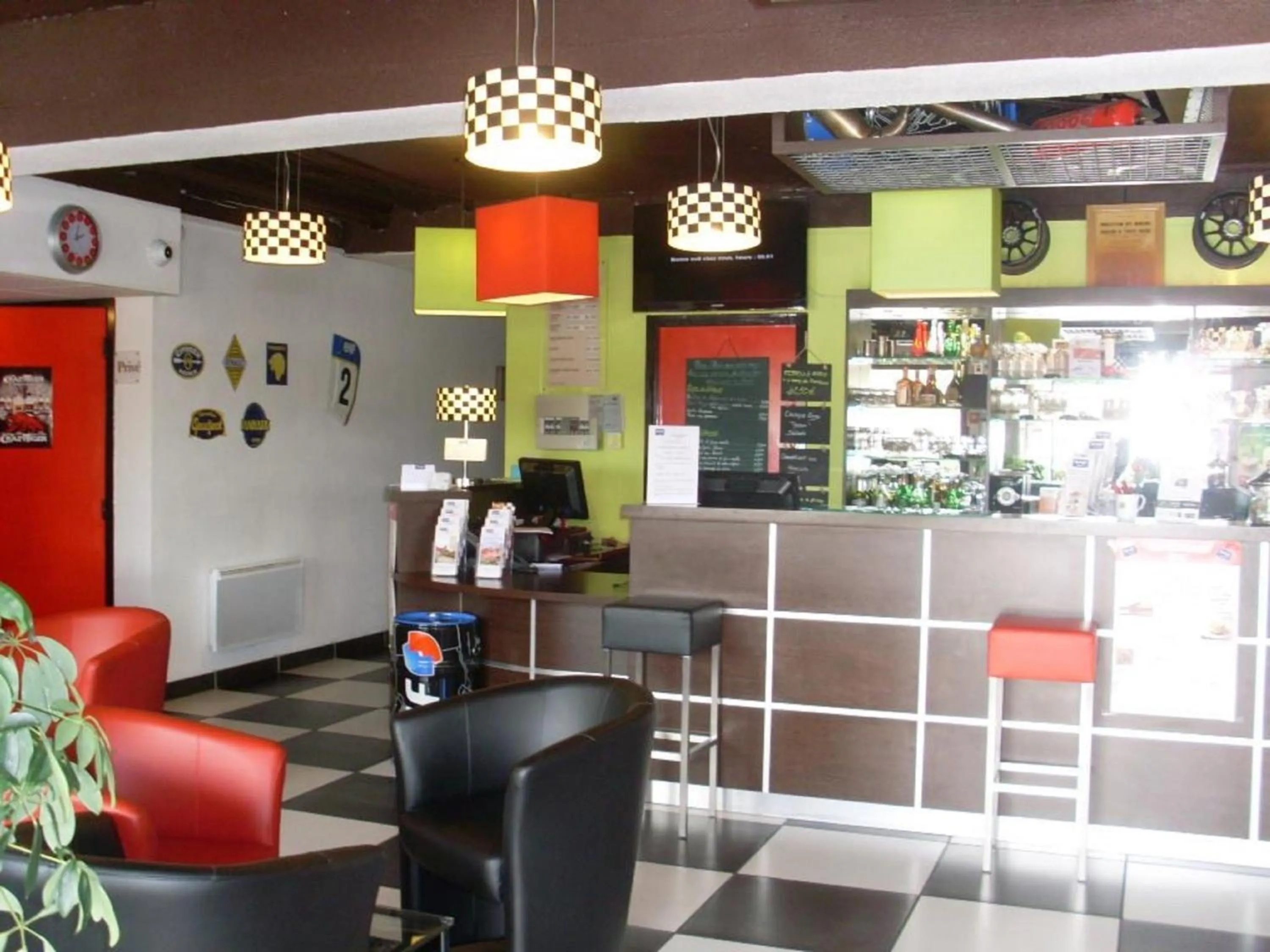 Lobby or reception in Enzo Hotels Vierzon by Kyriad Direct