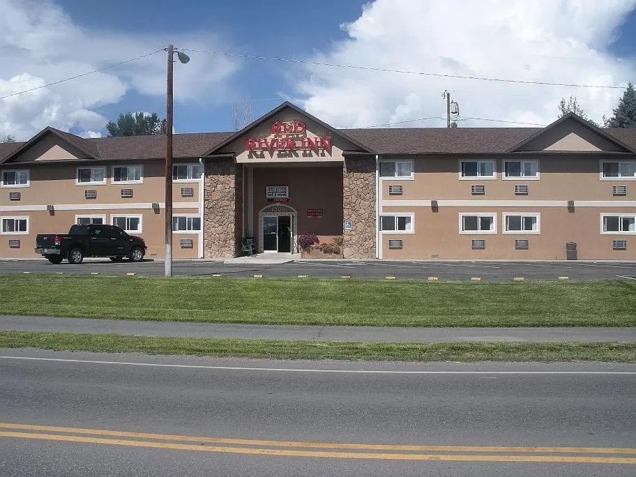 Property building in Red River Inn Silt - Rifle