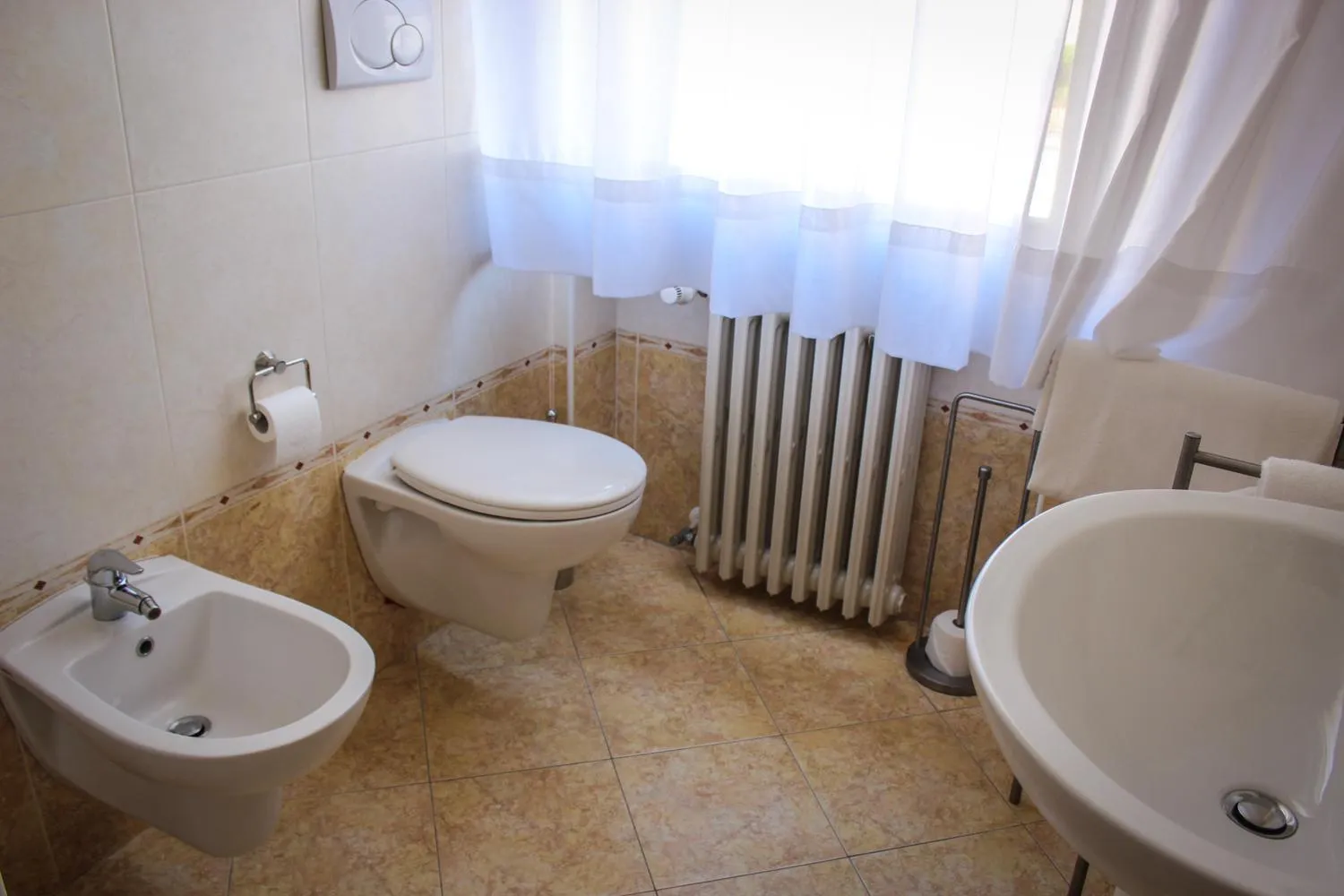 Bathroom in Hotel Centrale