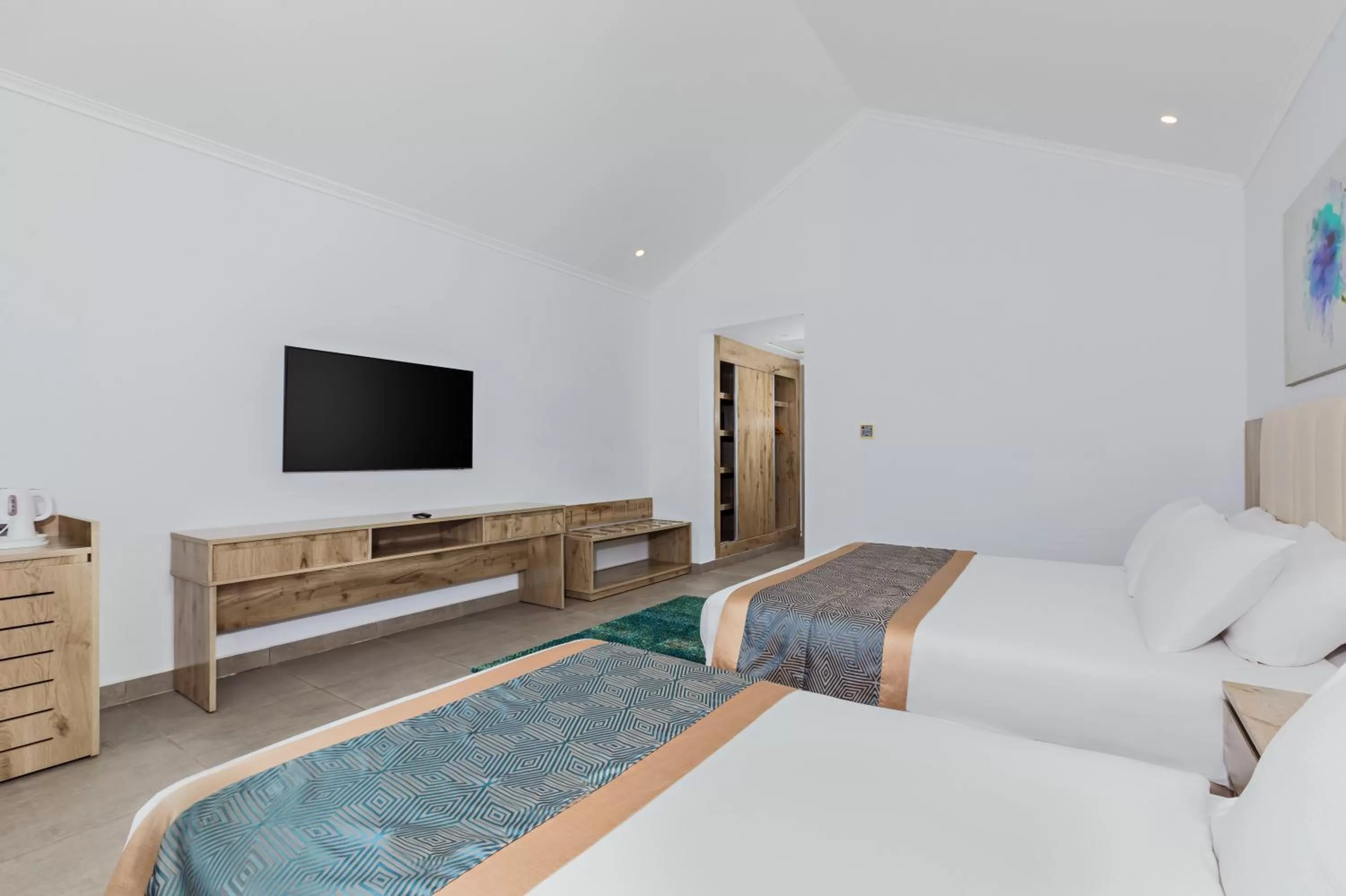 Bedroom, Bed in Pickalbatros Jungle Aqua Park - Neverland Hurghada