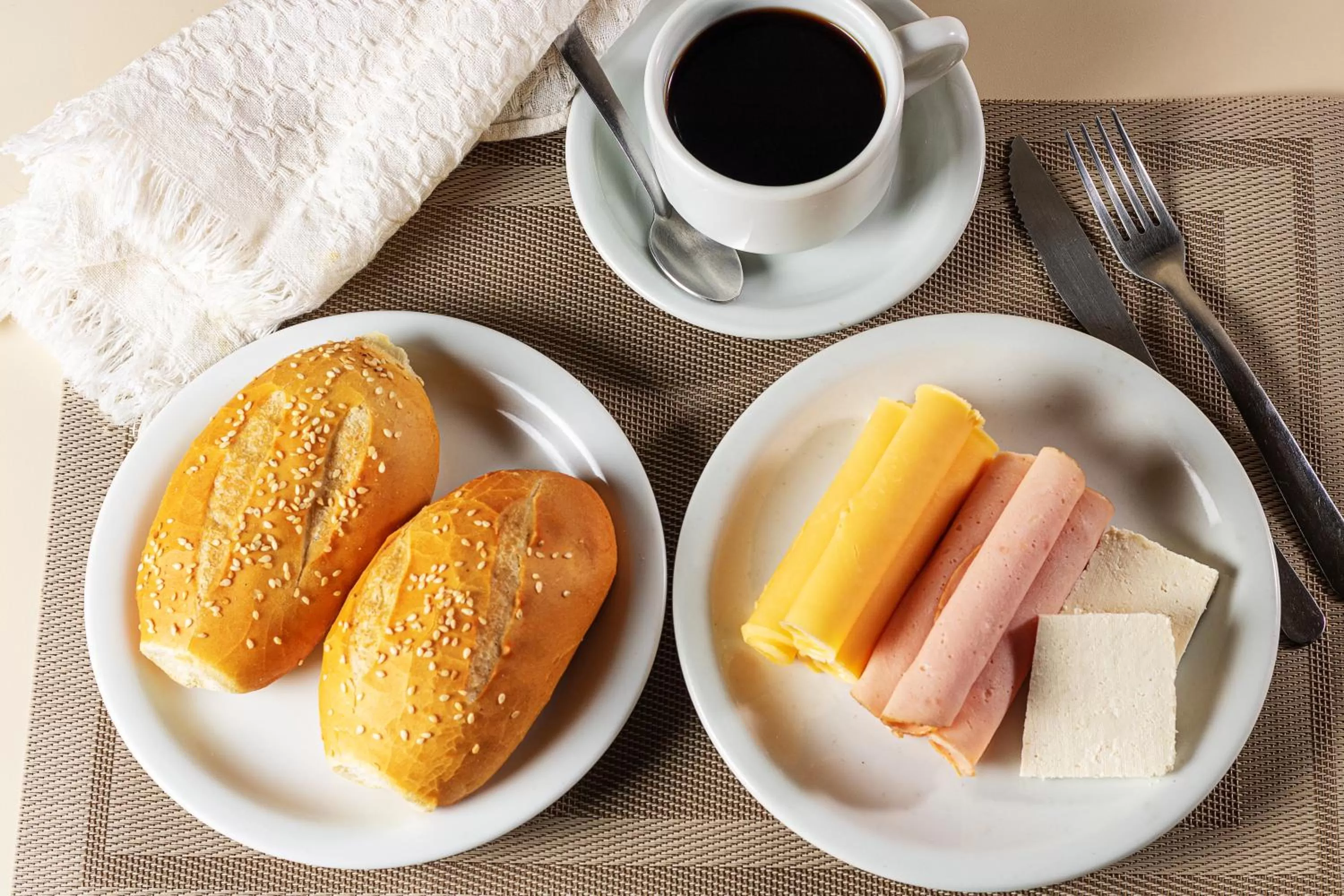 Breakfast in Ilhasul Hotel Residencia