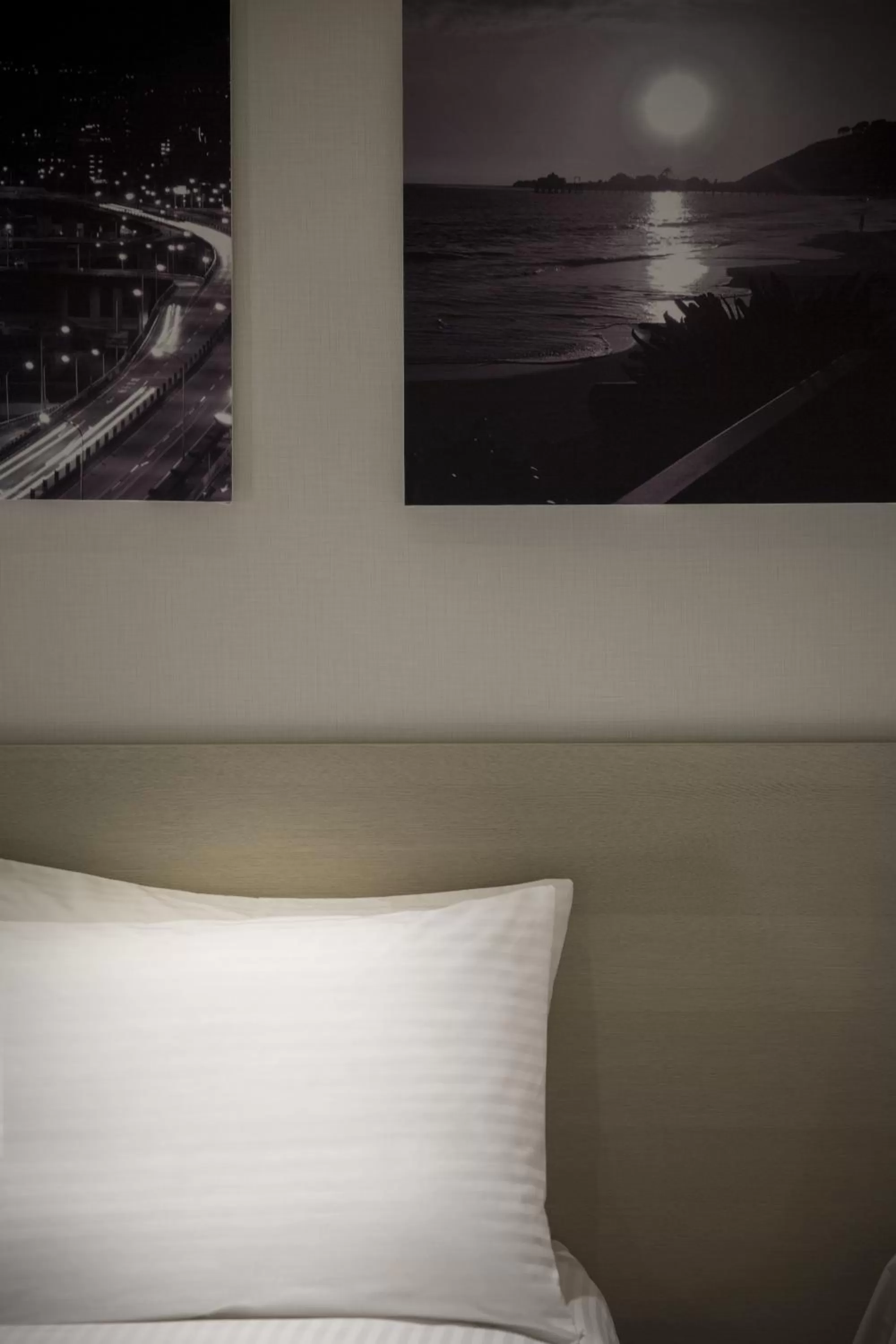 Decorative detail, Bed in Riverview Suites Taipei