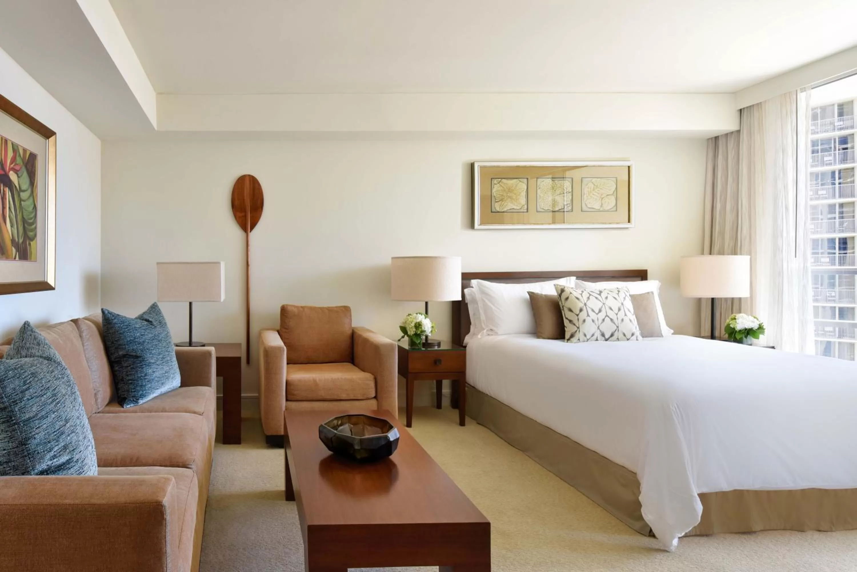 Deluxe Studio with Partial Ocean View in Trump International Hotel Waikiki