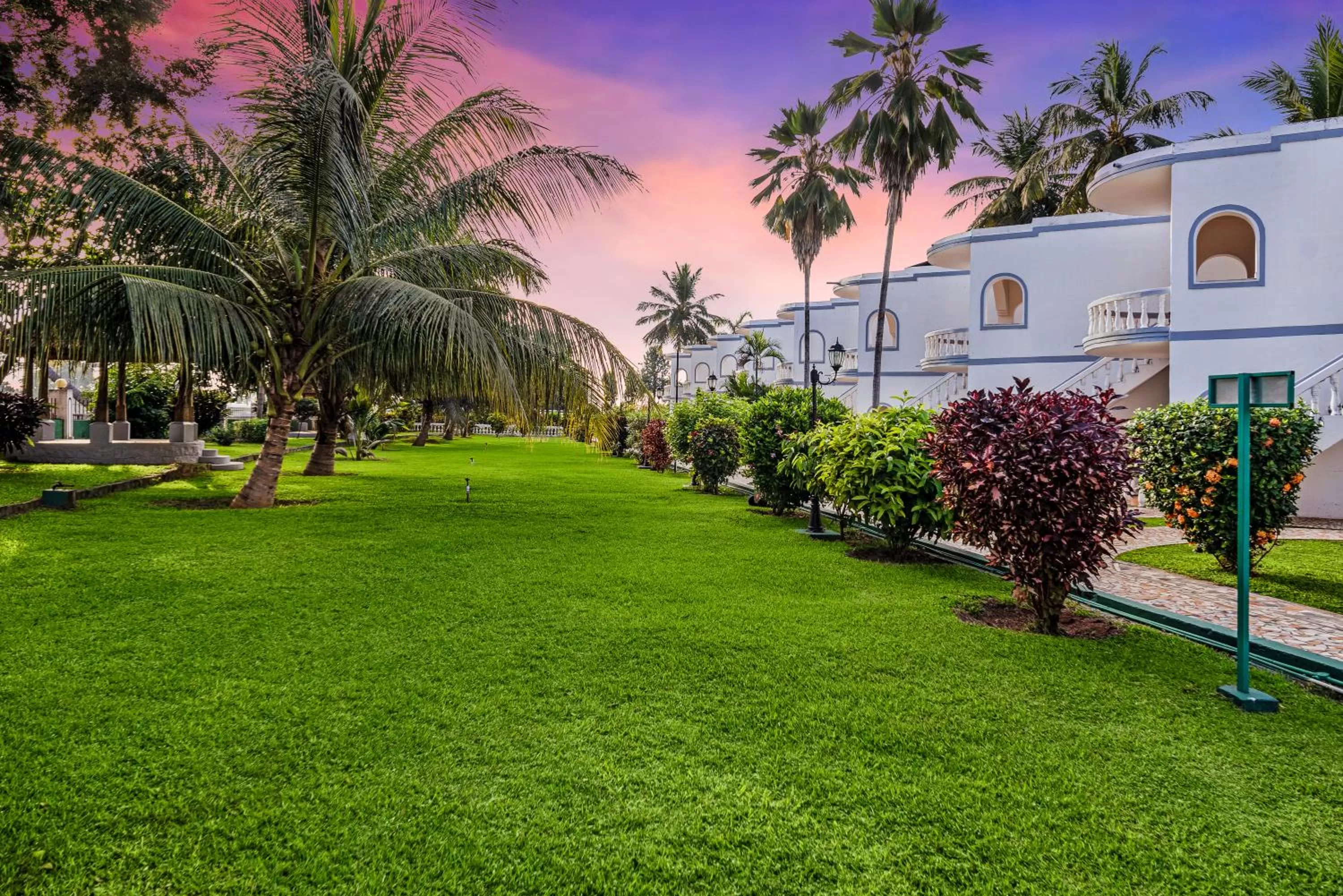 Garden, Property Building in GReaT Trails Riverview Thanjavur By GRT Hotels