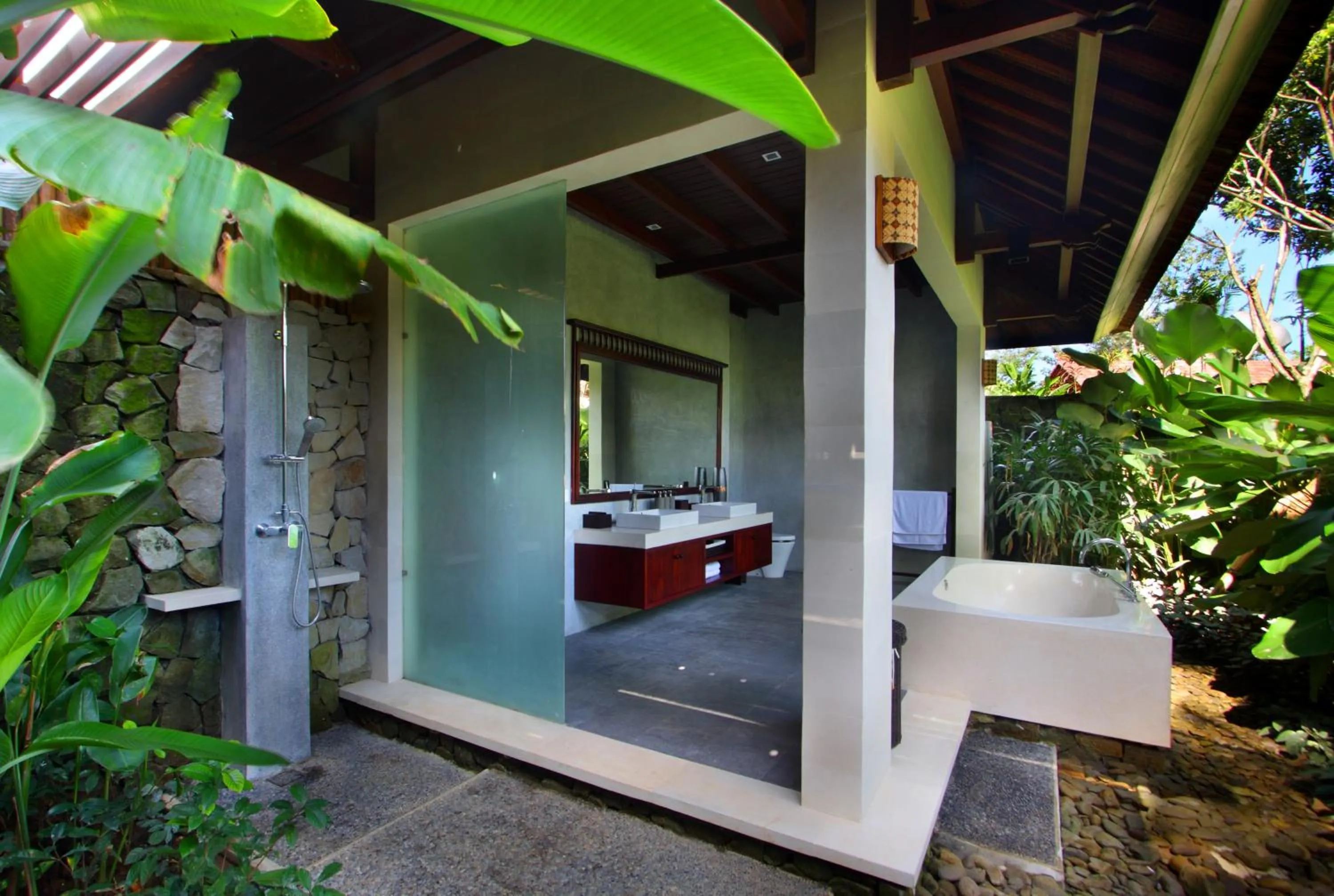 Shower in BeingSattvaa Luxury Ubud