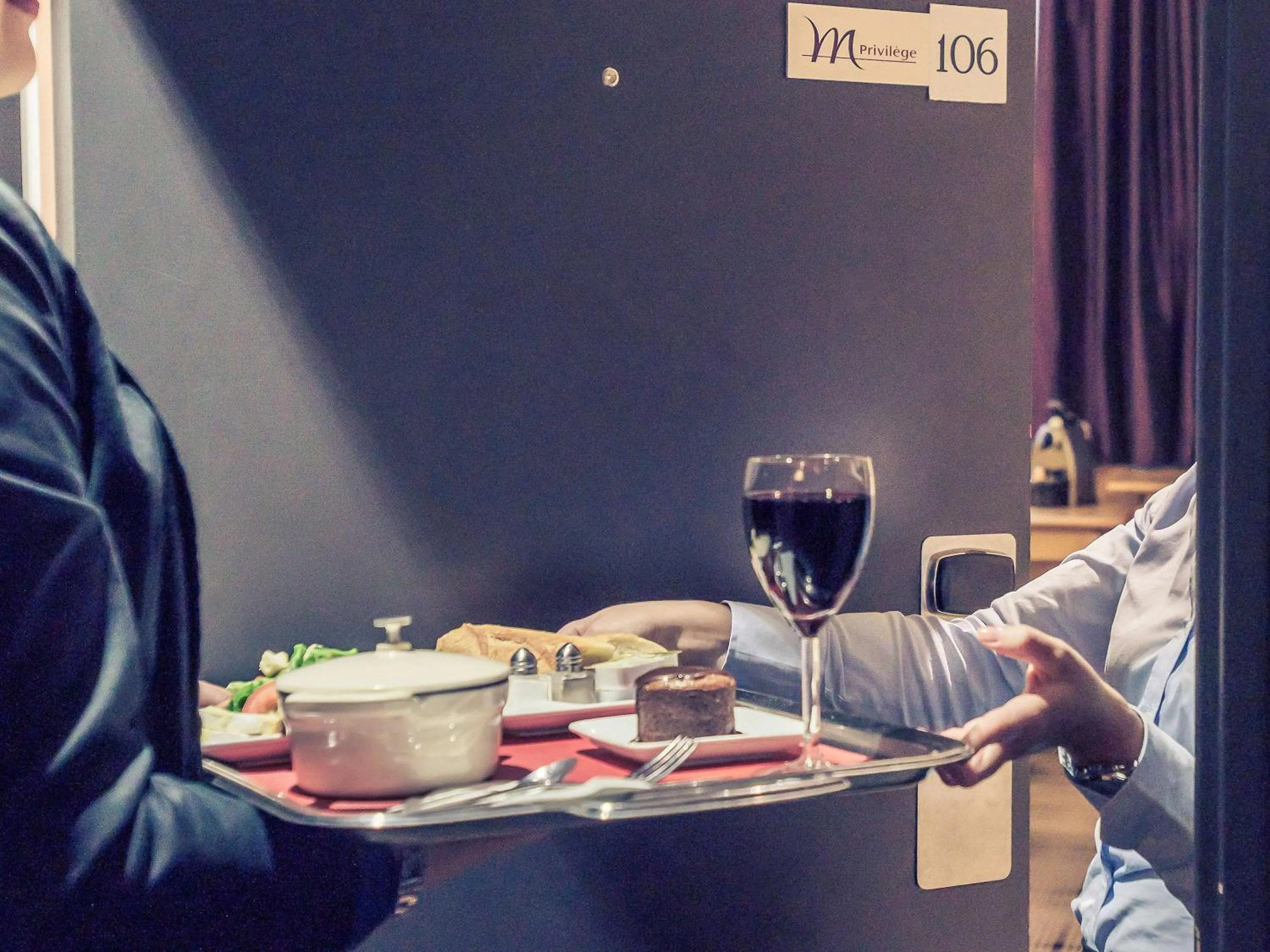 On site in Mercure Tours Centre Gare et Congrès