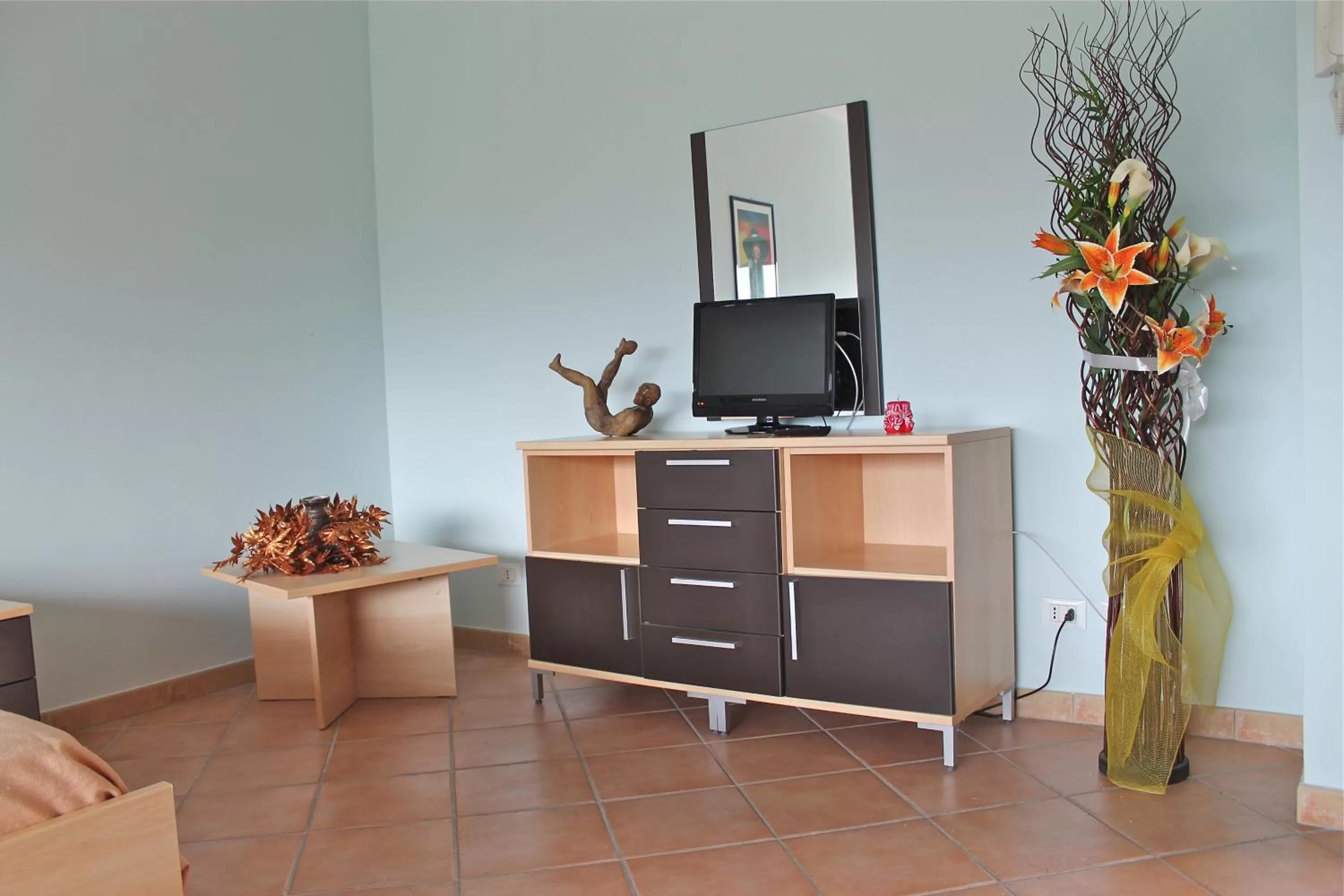 Seating area, TV/Entertainment Center in Residence Sol Levante