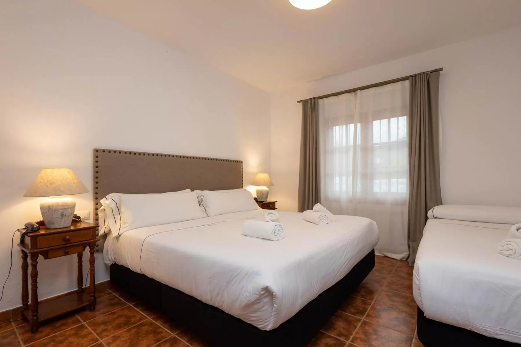 Staff, Bed in Hotel Tugasa Las Truchas