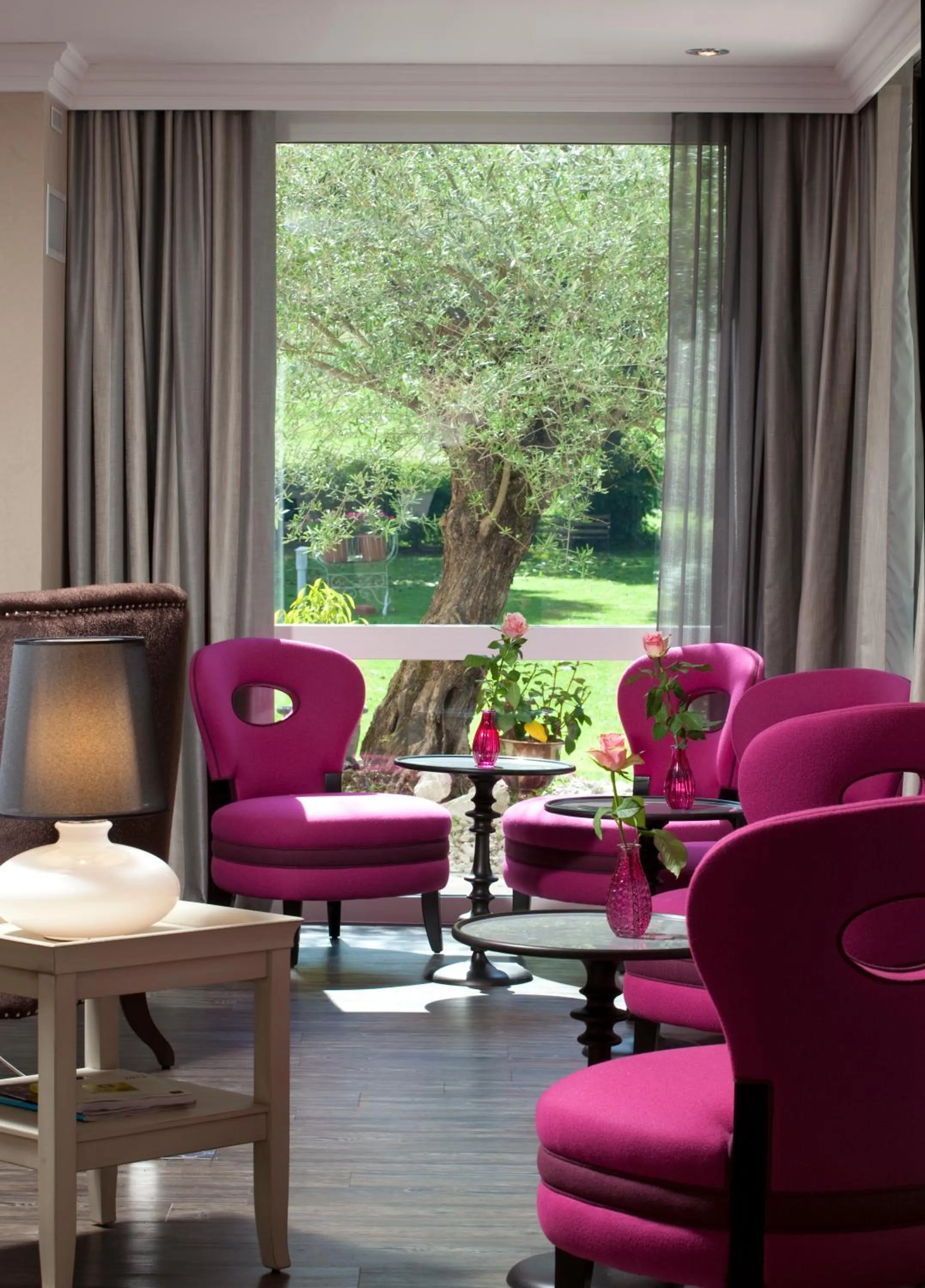 Living room in Logis Auberge Saint Simond