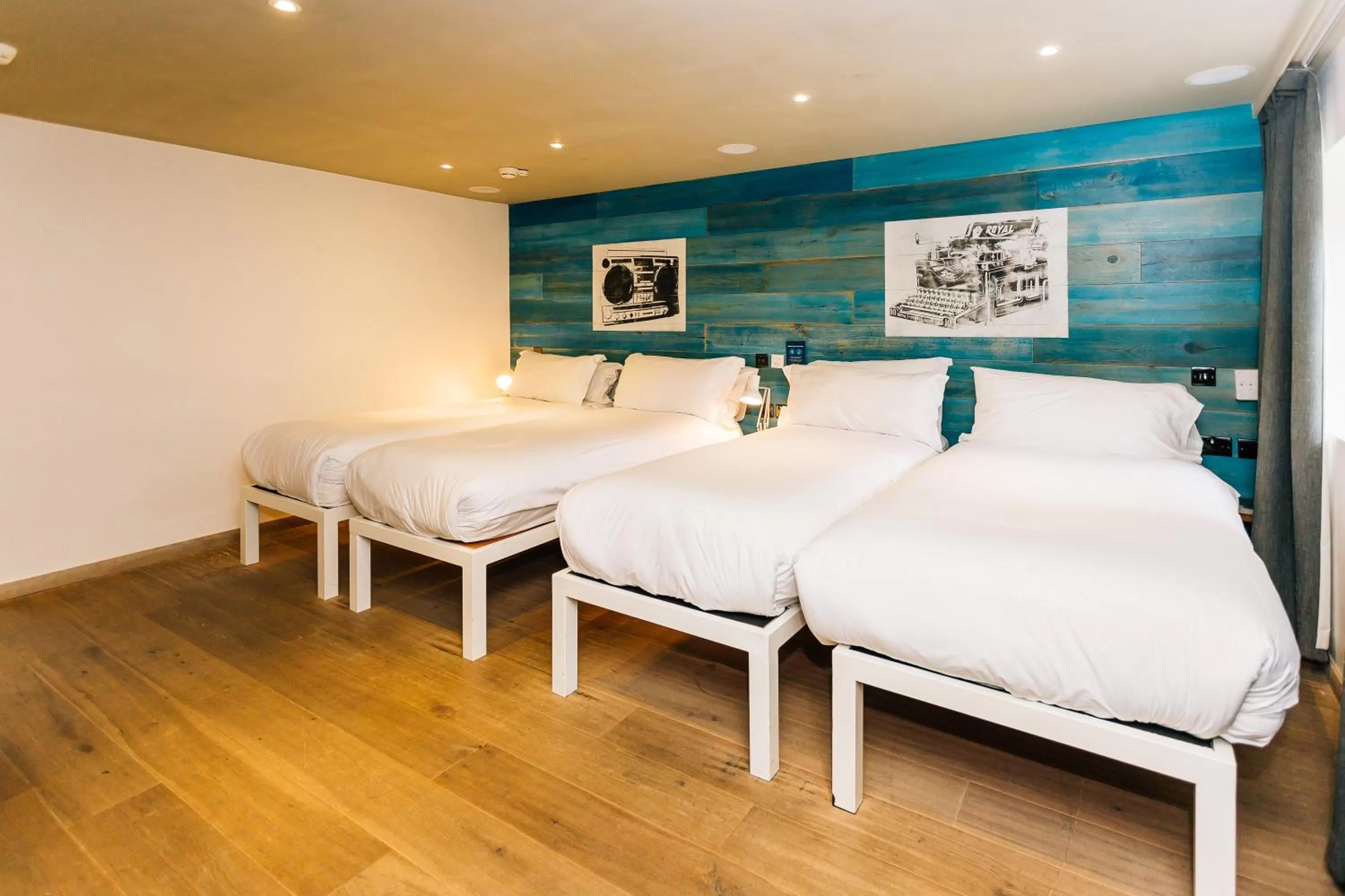 Bedroom, Bed in Stay Central Hotel