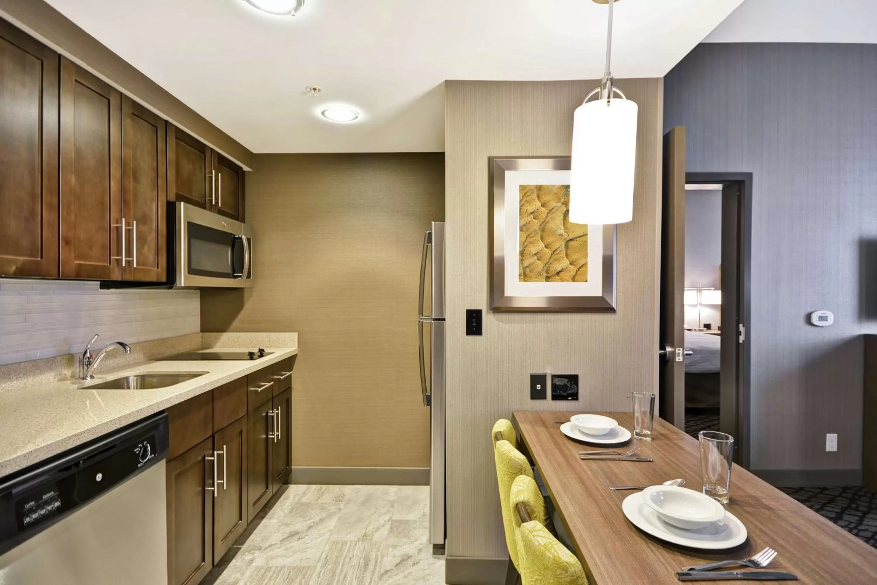 Kitchen or kitchenette in Homewood Suites By Hilton Warren Detroit