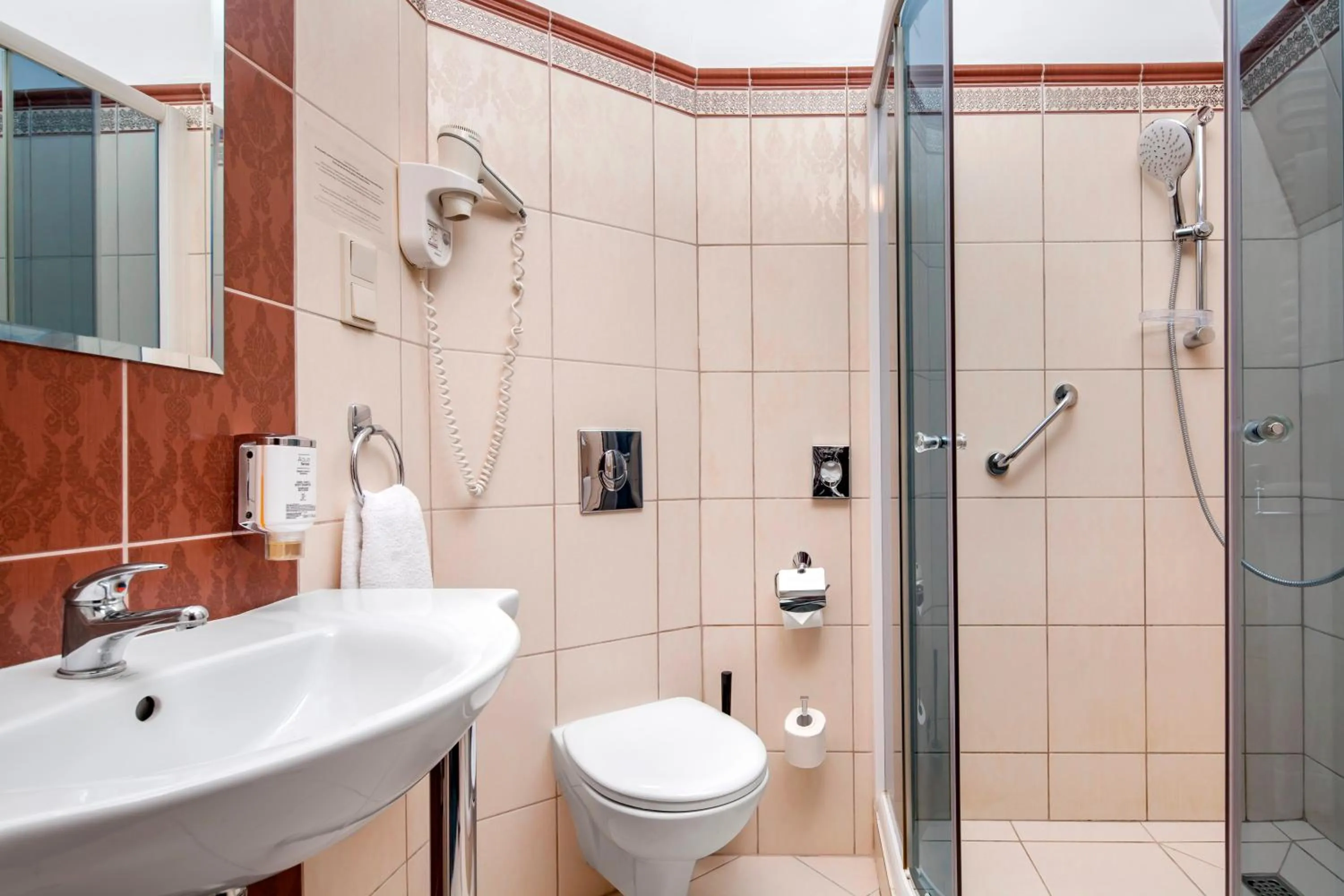 Toilet in Hotel Bonum Old Town