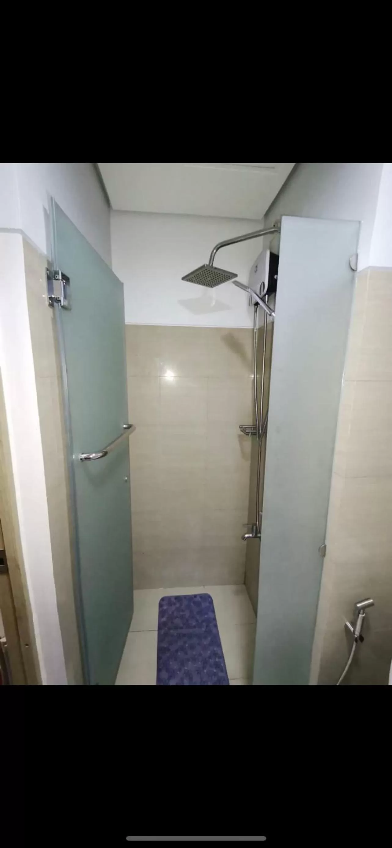 Shower, Bathroom in Yam Staycation Shore Residences